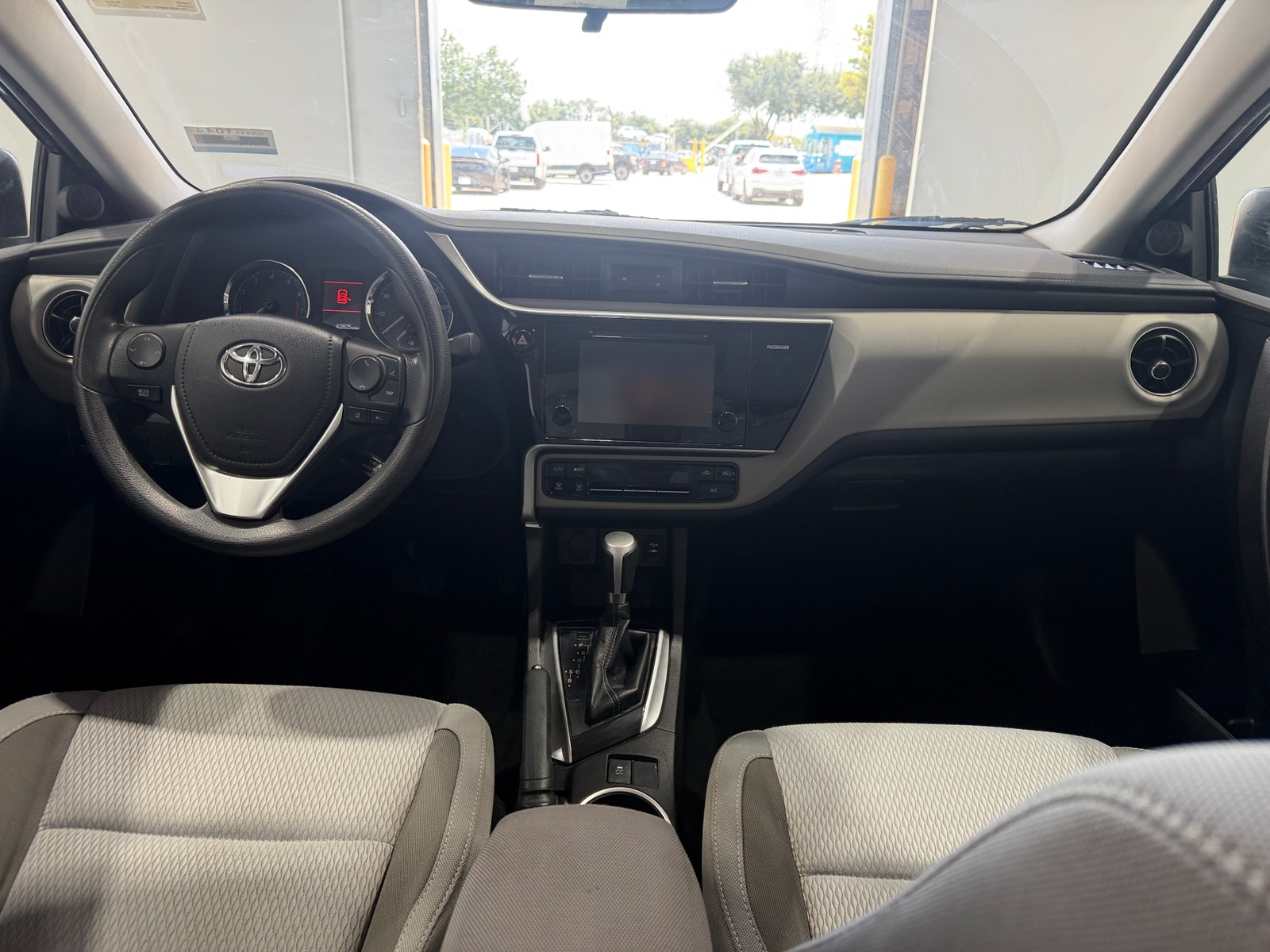 Thumbnail: 2017 Toyota Corolla - 3