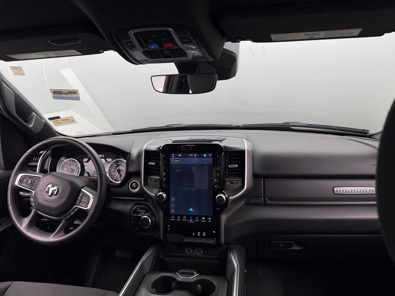 Thumbnail: 2025 RAM 1500 - 3