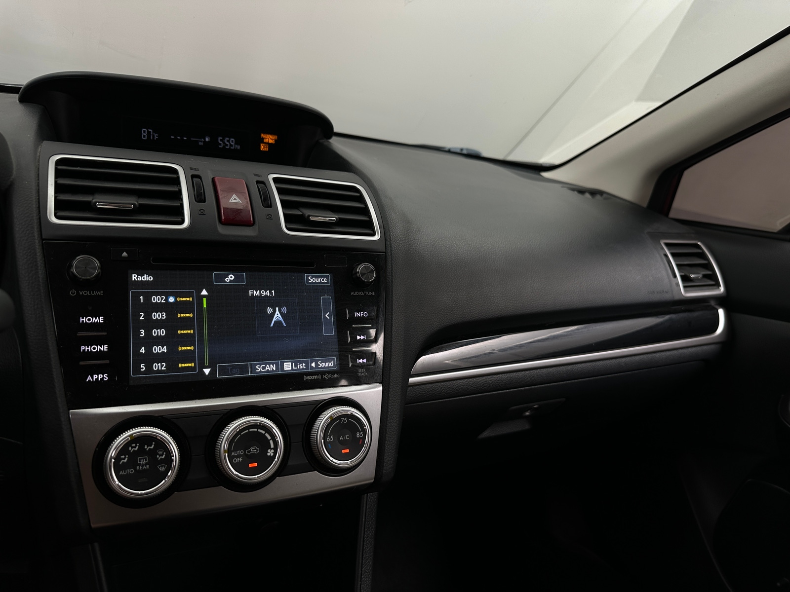 Thumbnail: 2016 Subaru Crosstrek - 3