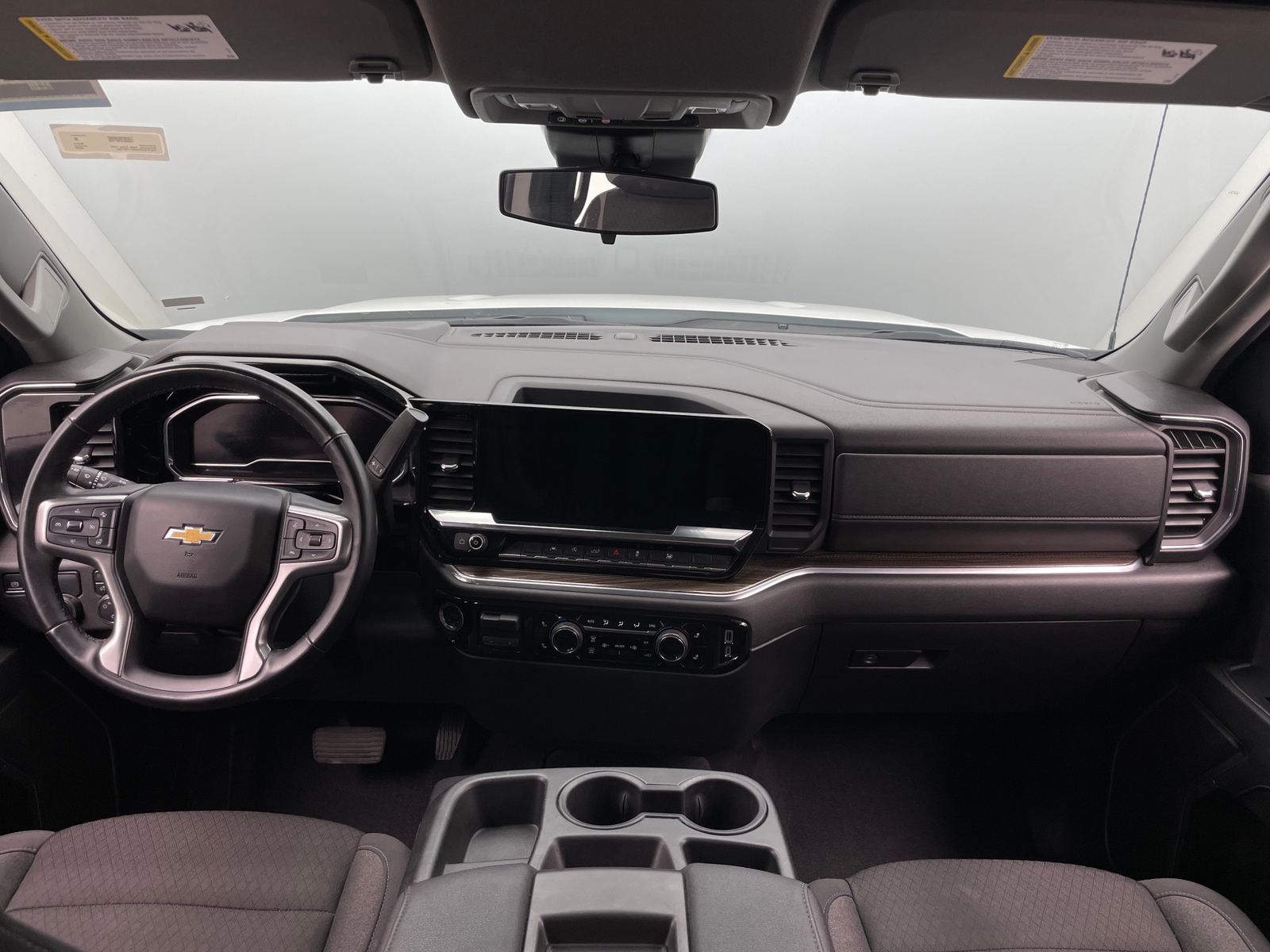 Thumbnail: 2025 Chevrolet Silverado 1500 - 3