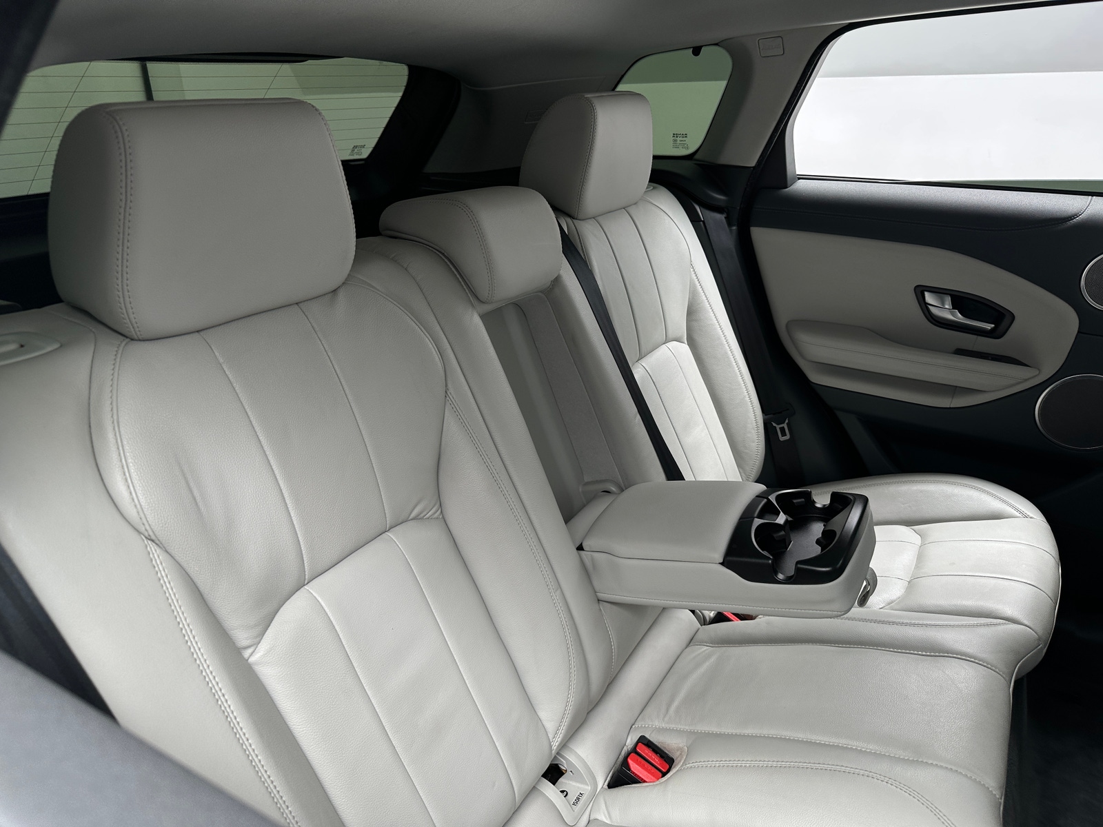 Thumbnail: 2018 Land Rover Range Rover Evoque - 5