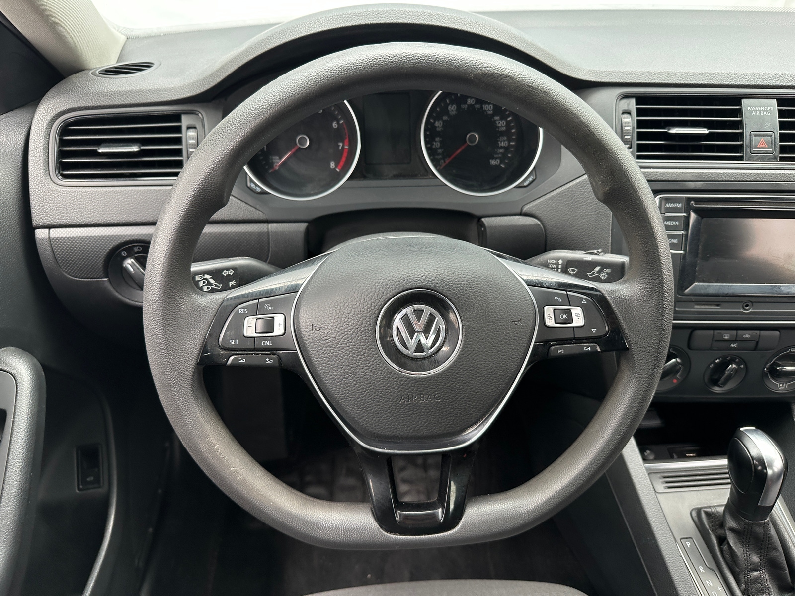 Thumbnail: 2016 Volkswagen Jetta - 5