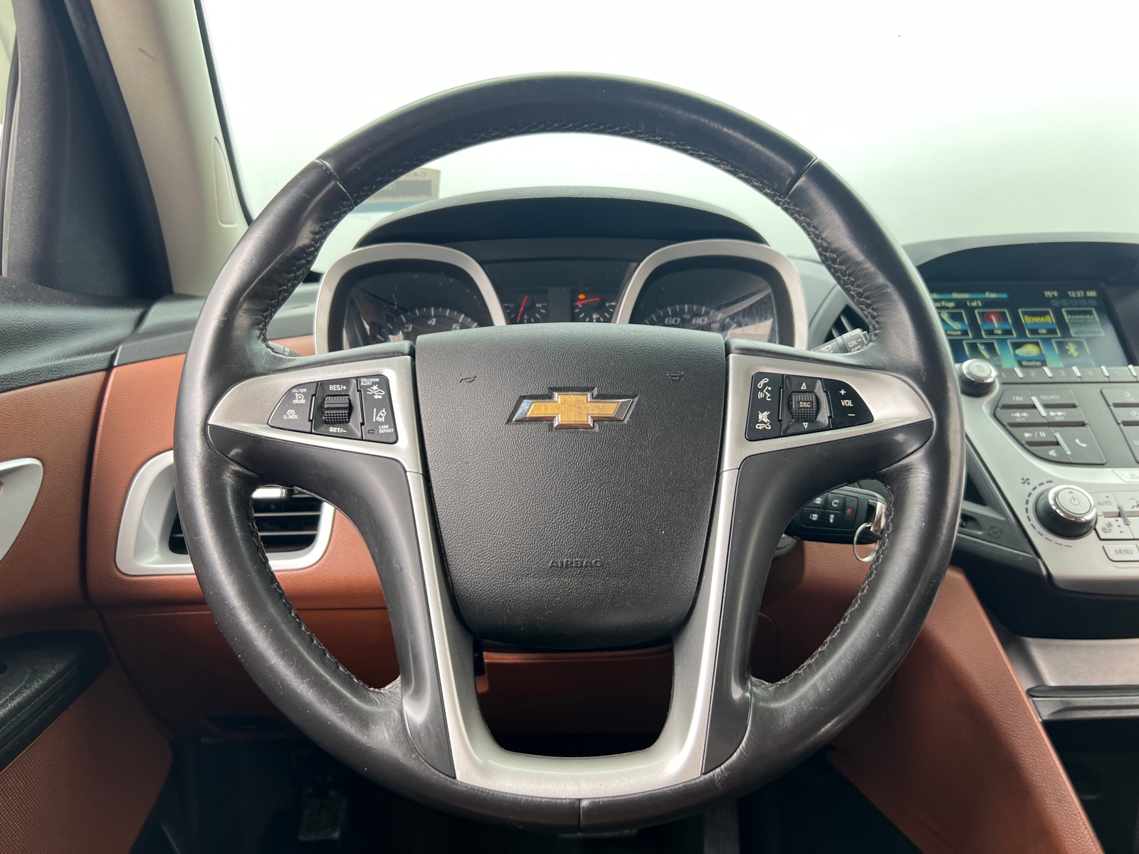 Thumbnail: 2017 Chevrolet Equinox - 4
