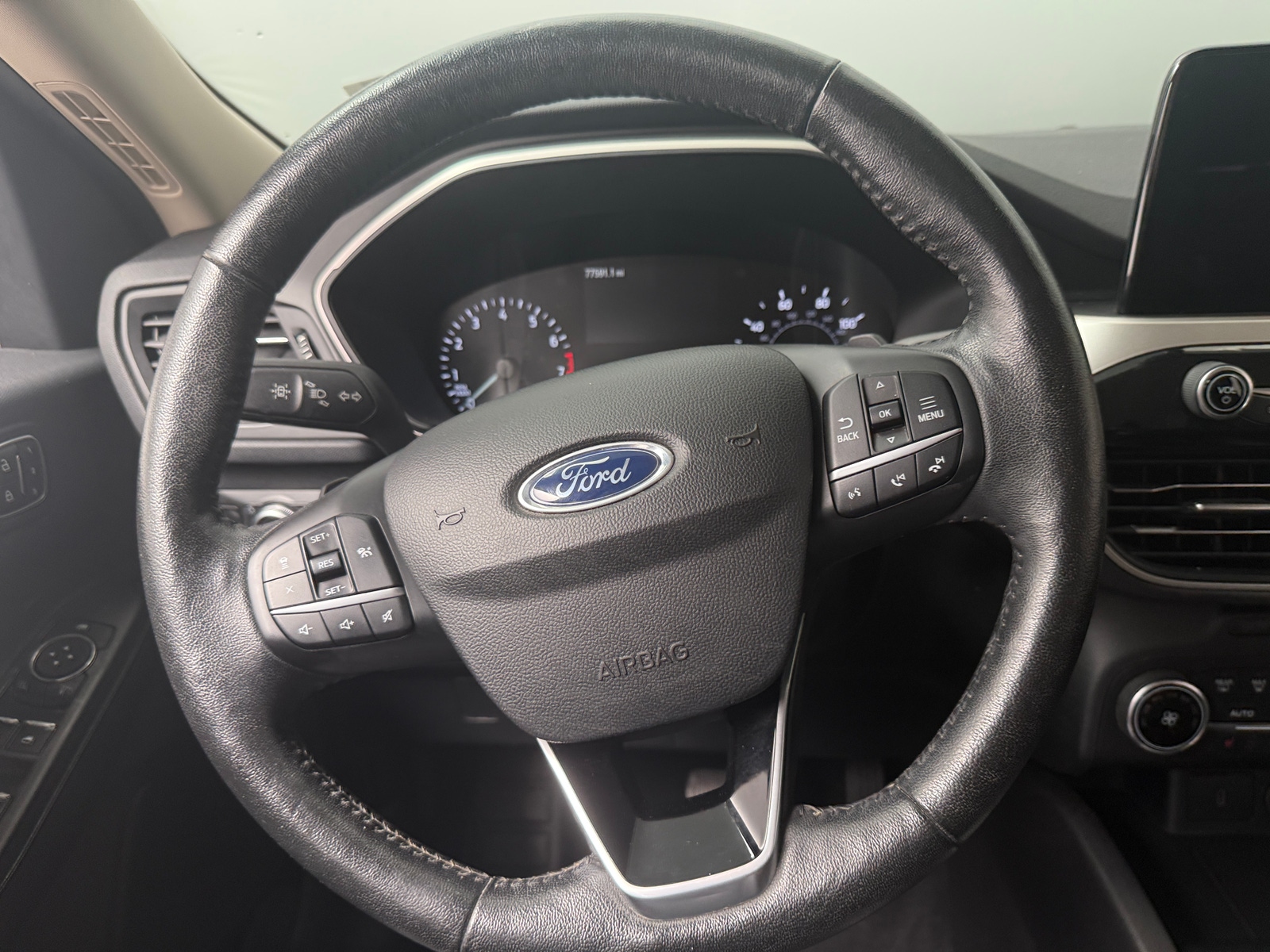 Thumbnail: 2020 Ford Escape - 4