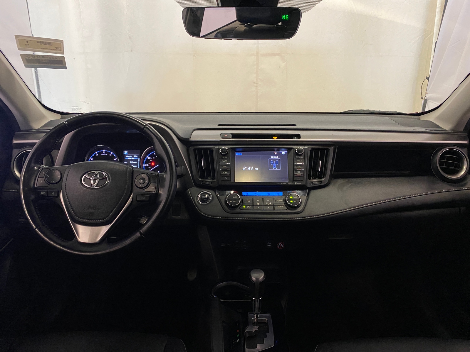 Thumbnail: 2016 Toyota RAV4 - 2