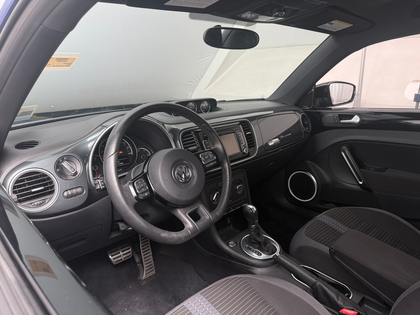 Thumbnail: 2013 Volkswagen Beetle - 3