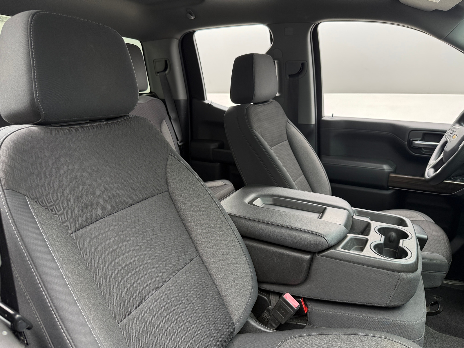 Thumbnail: 2020 Chevrolet Silverado 1500 - 2