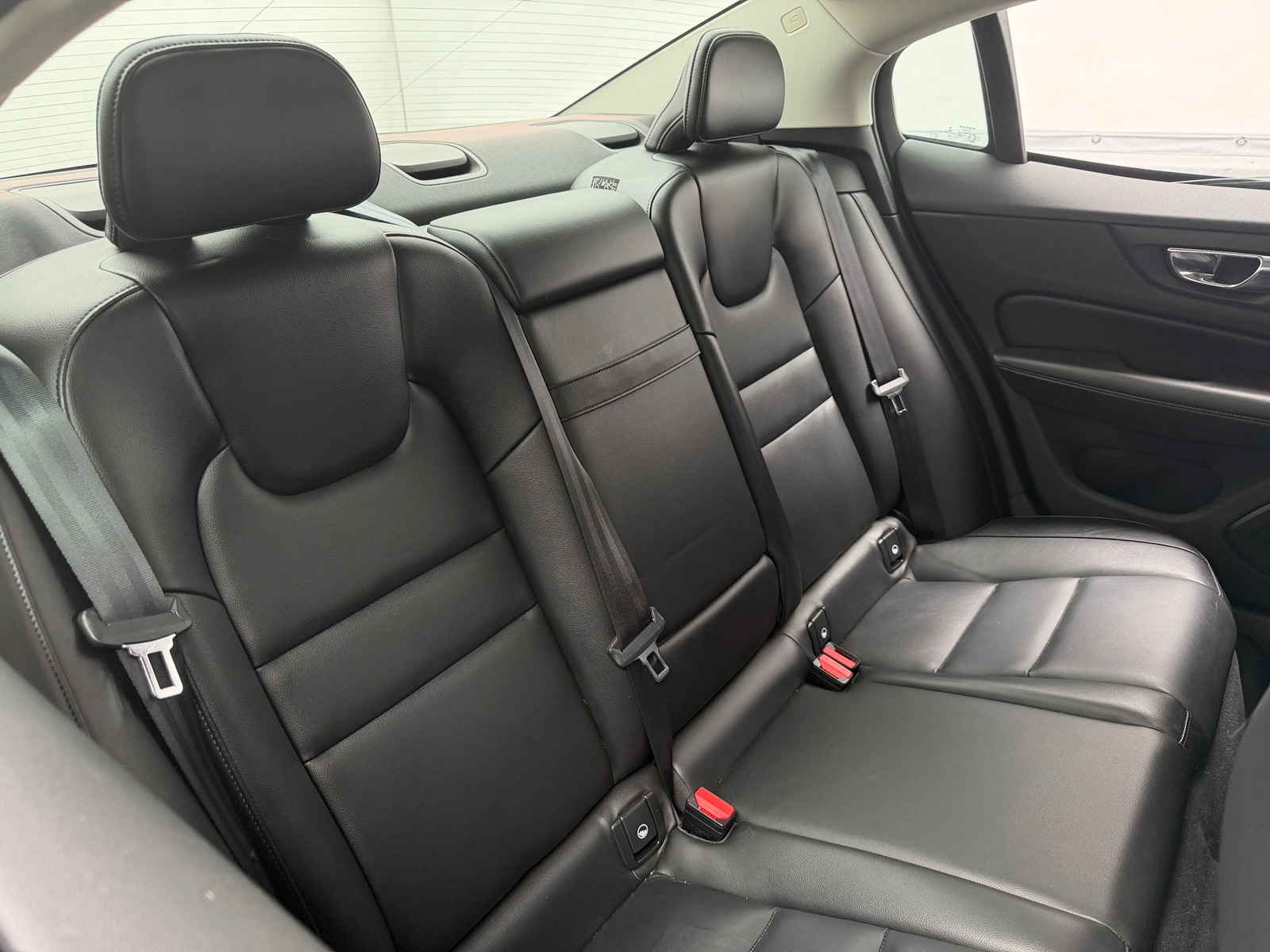 Thumbnail: 2019 Volvo S60 - 5