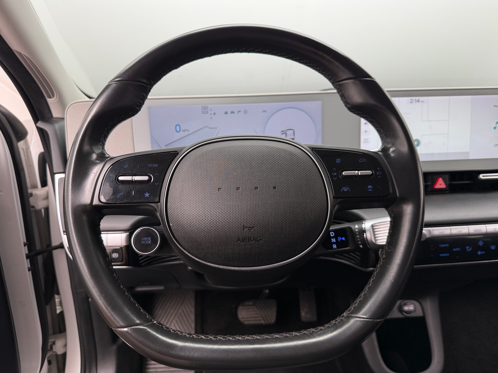 Thumbnail: 2022 Hyundai Ioniq 5 - 5