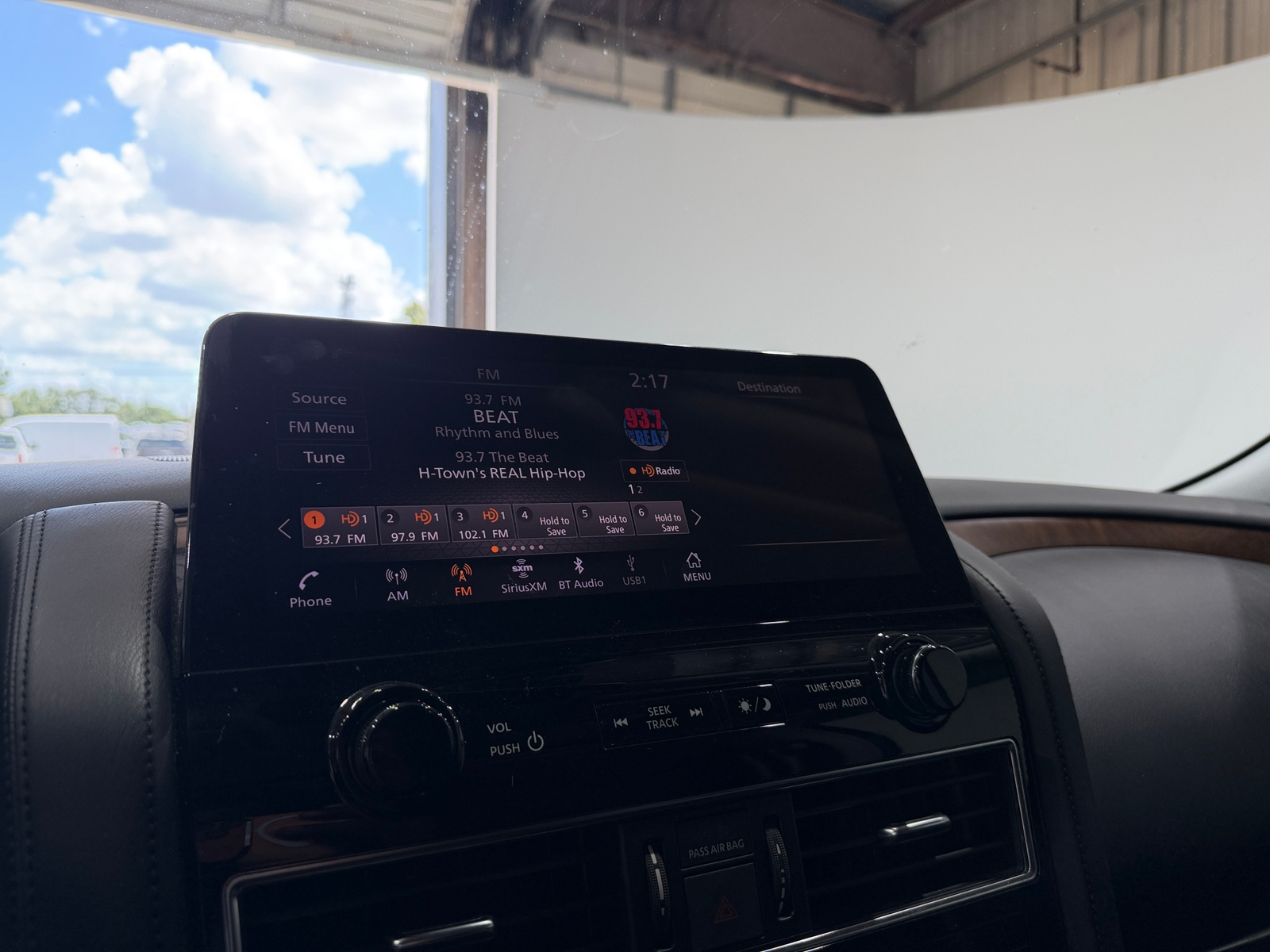 Thumbnail: 2022 Nissan Armada - 3