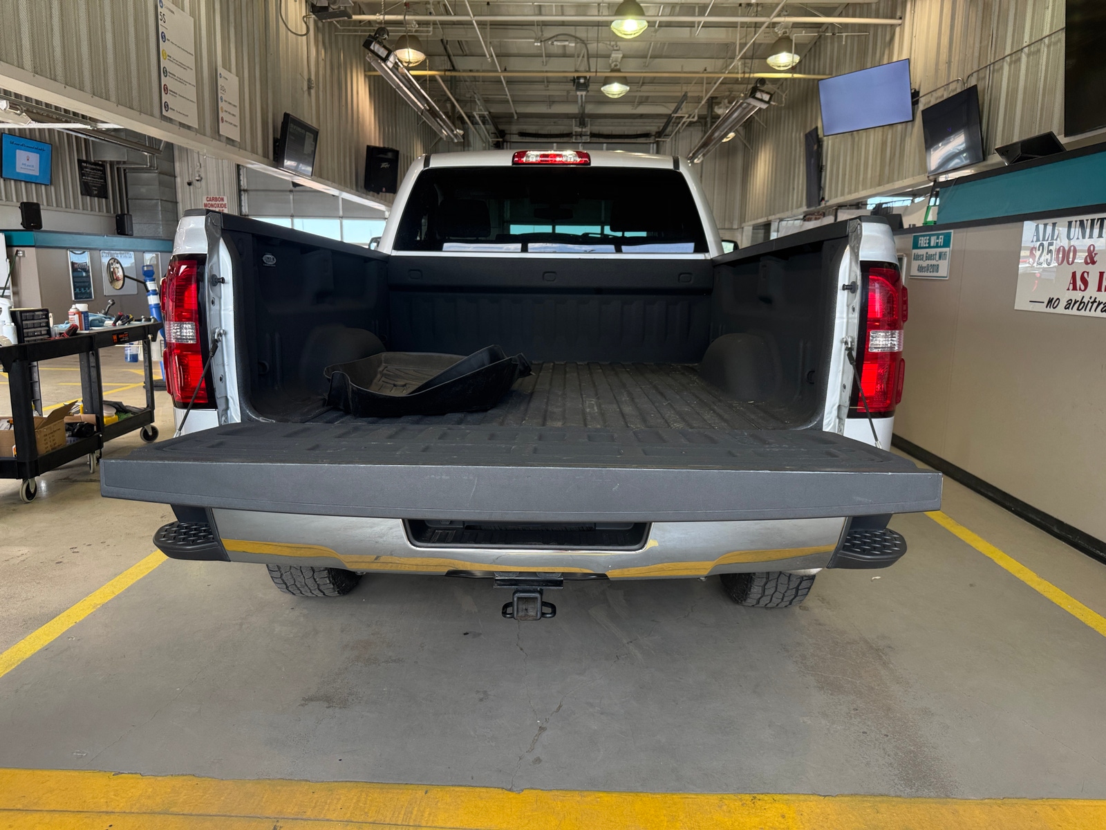 Thumbnail: 2014 GMC Sierra 1500 - 6