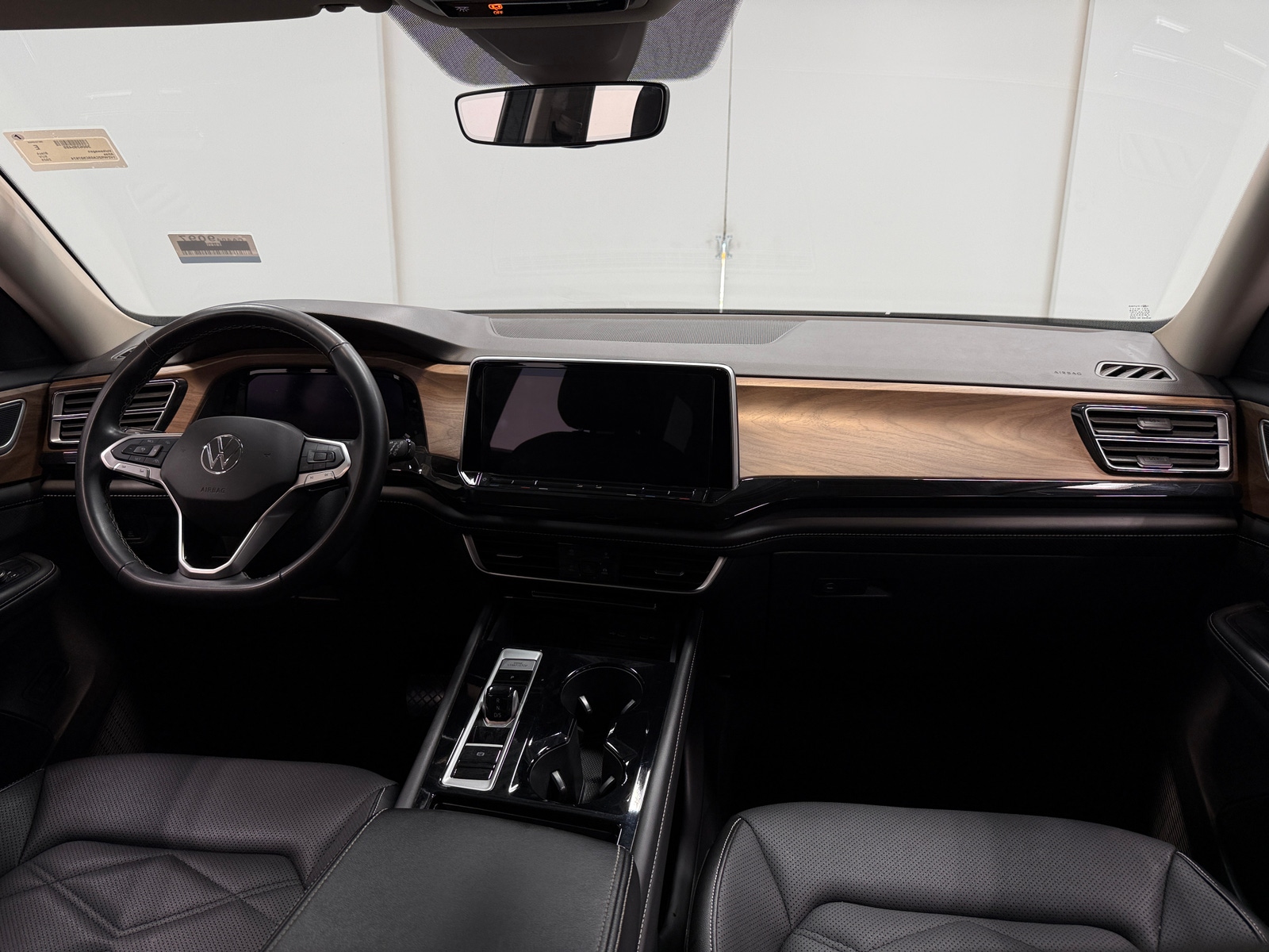 Thumbnail: 2025 Volkswagen Atlas - 2