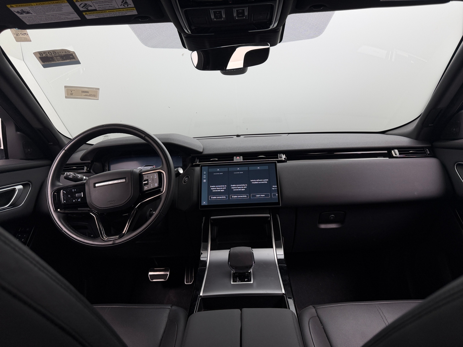 Thumbnail: 2025 Land Rover Range Rover Velar - 2