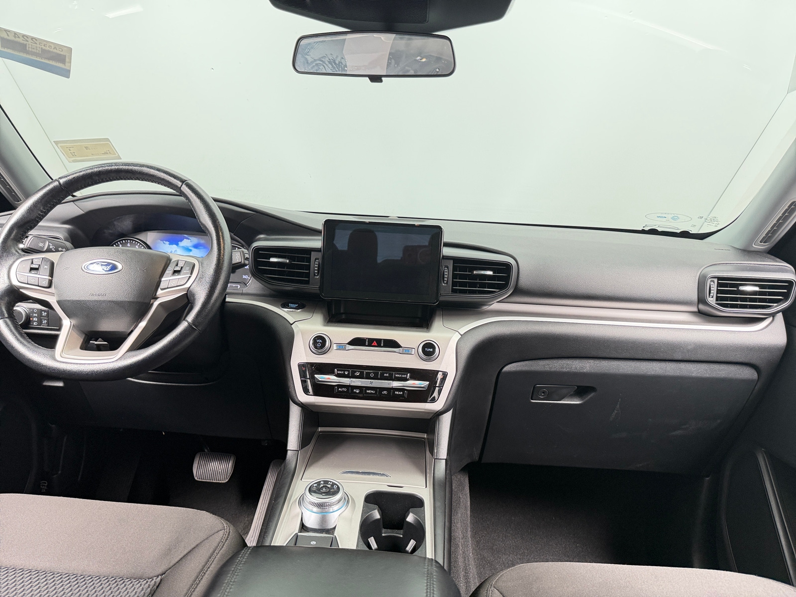 Thumbnail: 2022 Ford Explorer - 3