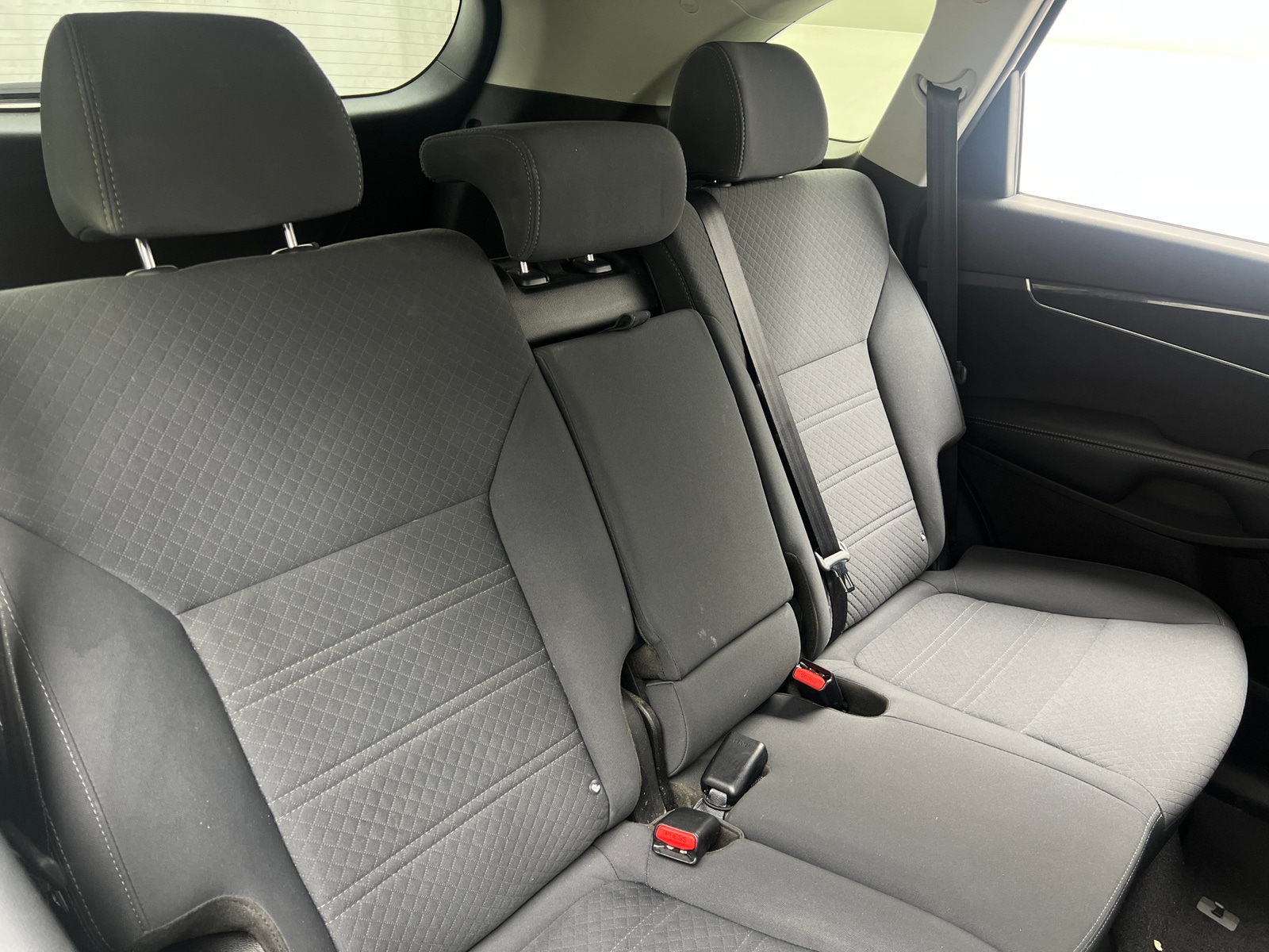 Thumbnail: 2017 Kia Sorento - 6