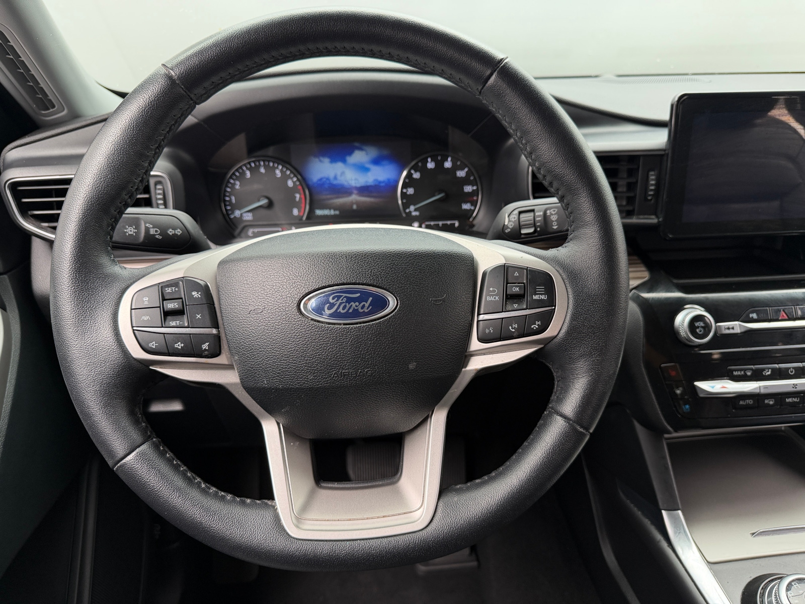 Thumbnail: 2024 Ford Explorer - 4