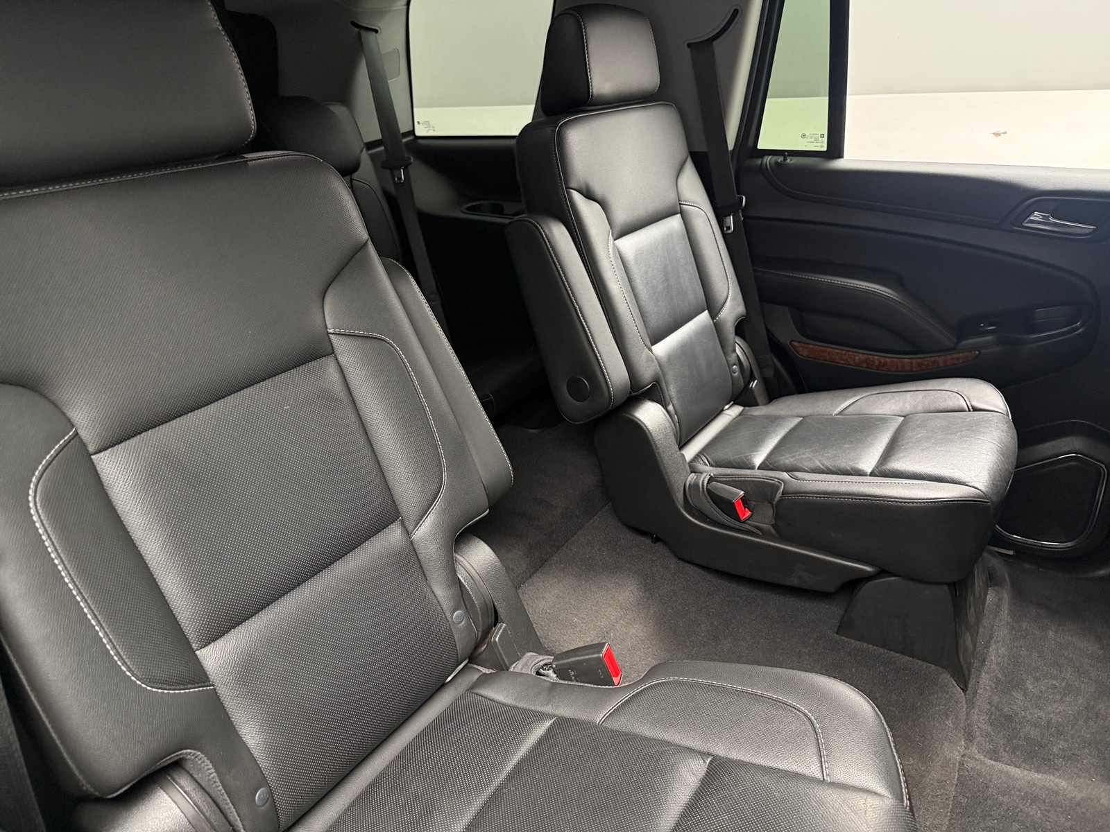Thumbnail: 2019 Chevrolet Tahoe - 5