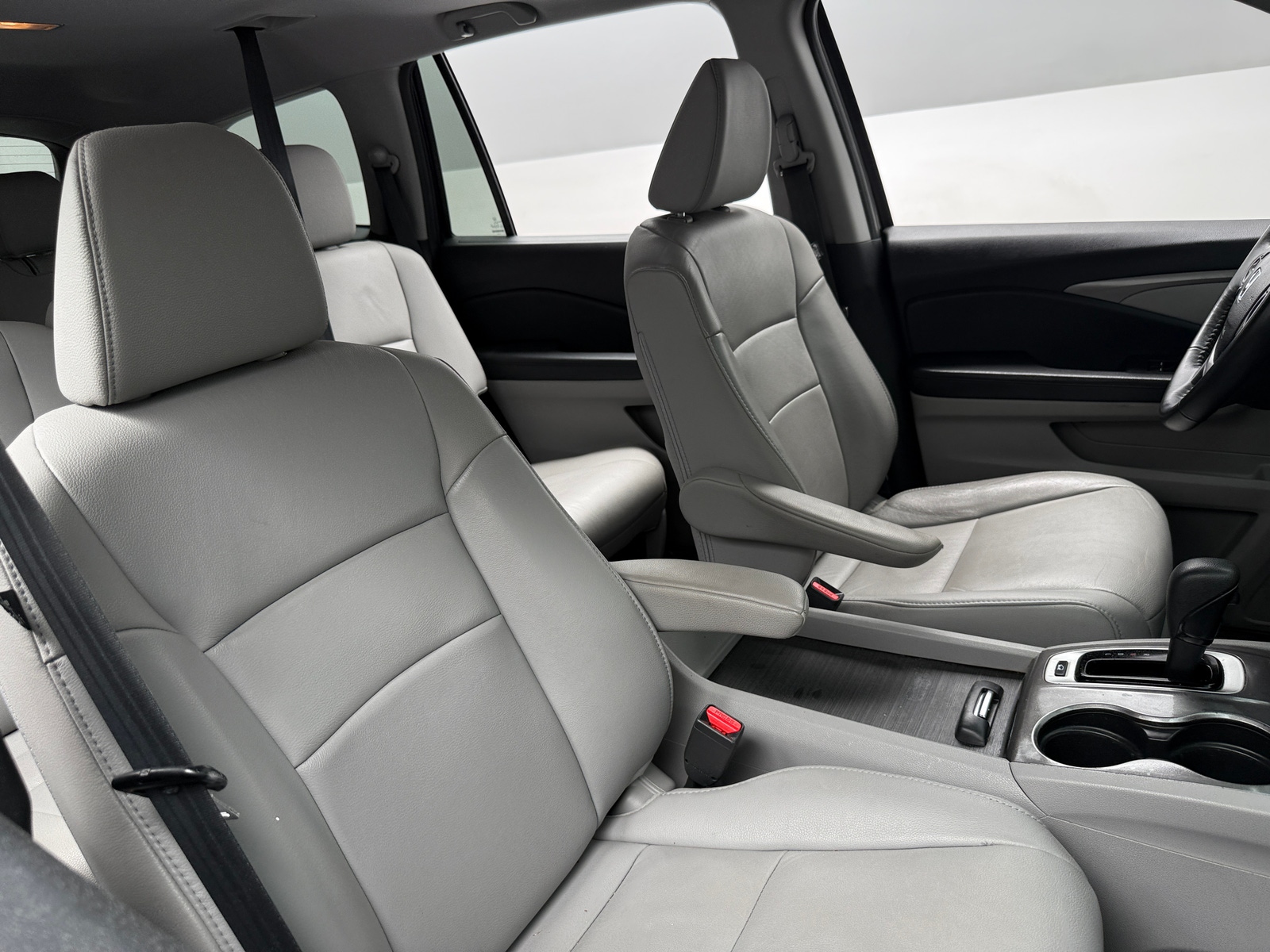 Thumbnail: 2018 Honda Pilot - 2