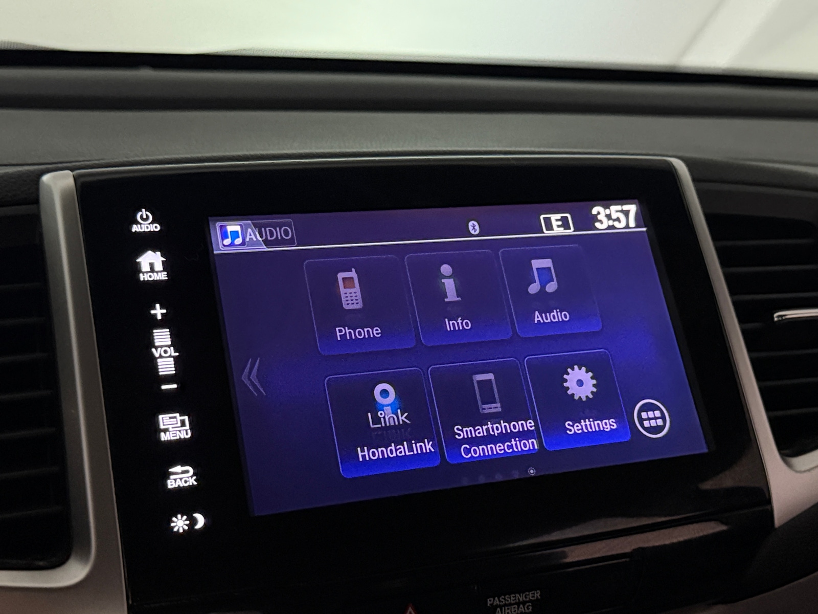 Thumbnail: 2018 Honda Pilot - 4