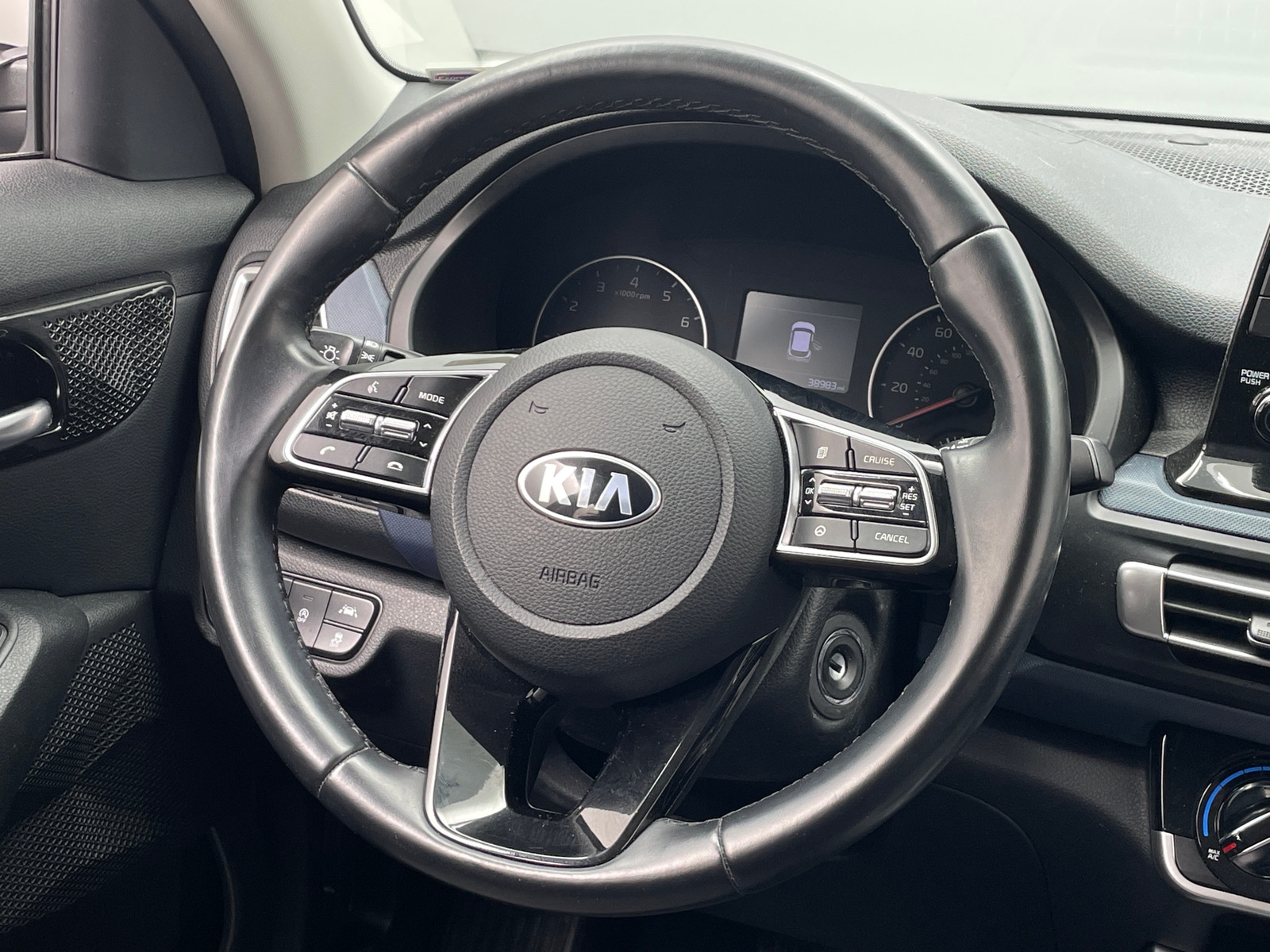 Thumbnail: 2021 Kia Seltos - 4