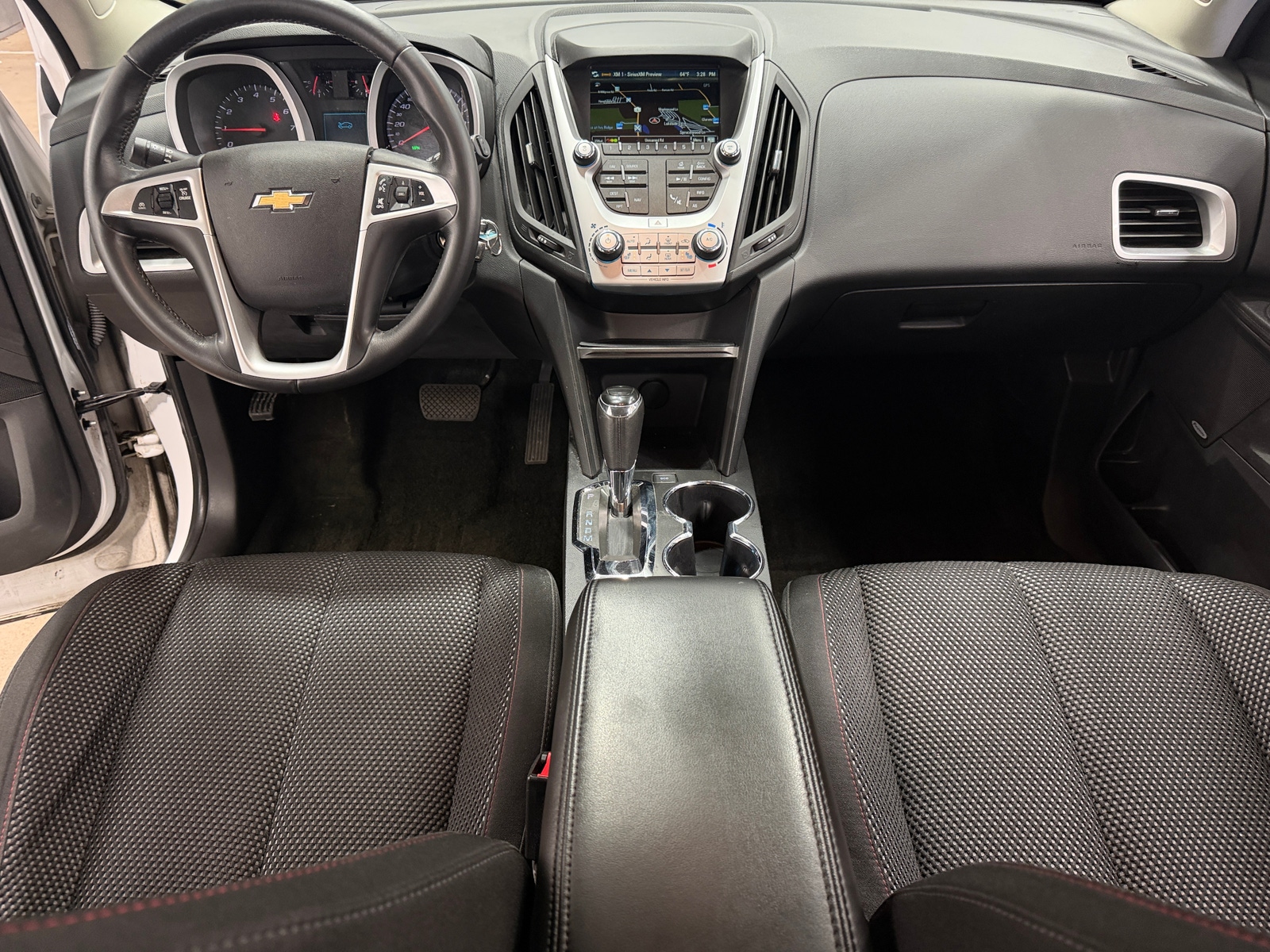 Thumbnail: 2017 Chevrolet Equinox - 3