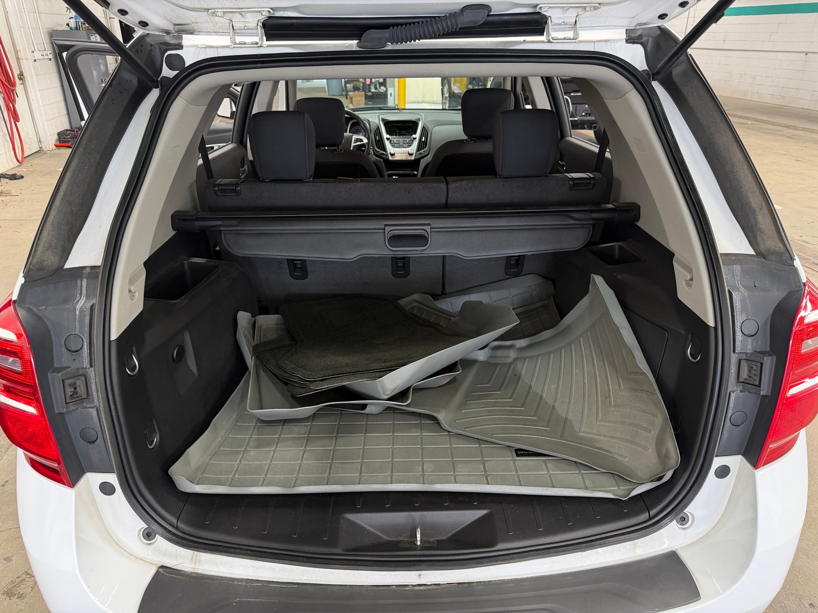 Thumbnail: 2017 Chevrolet Equinox - 7