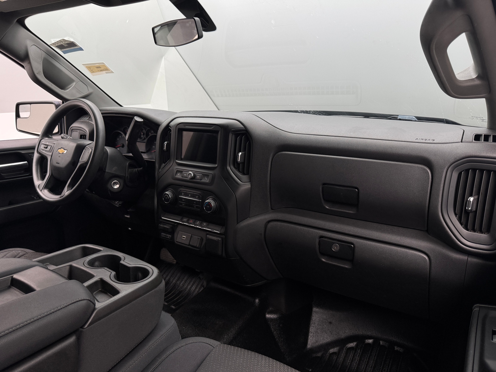 Thumbnail: 2019 Chevrolet Silverado 1500 - 3