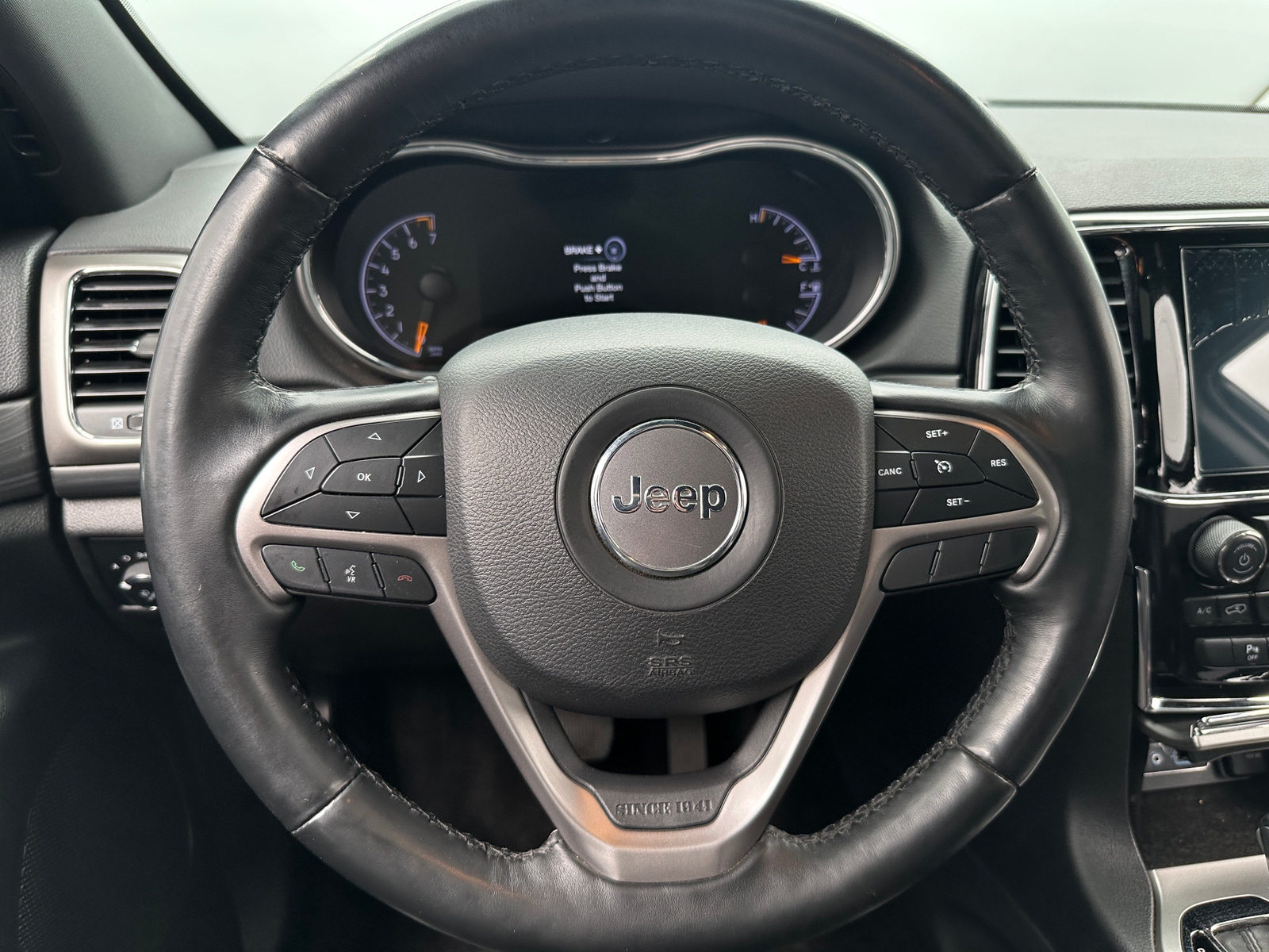 Thumbnail: 2019 Jeep Grand Cherokee - 4