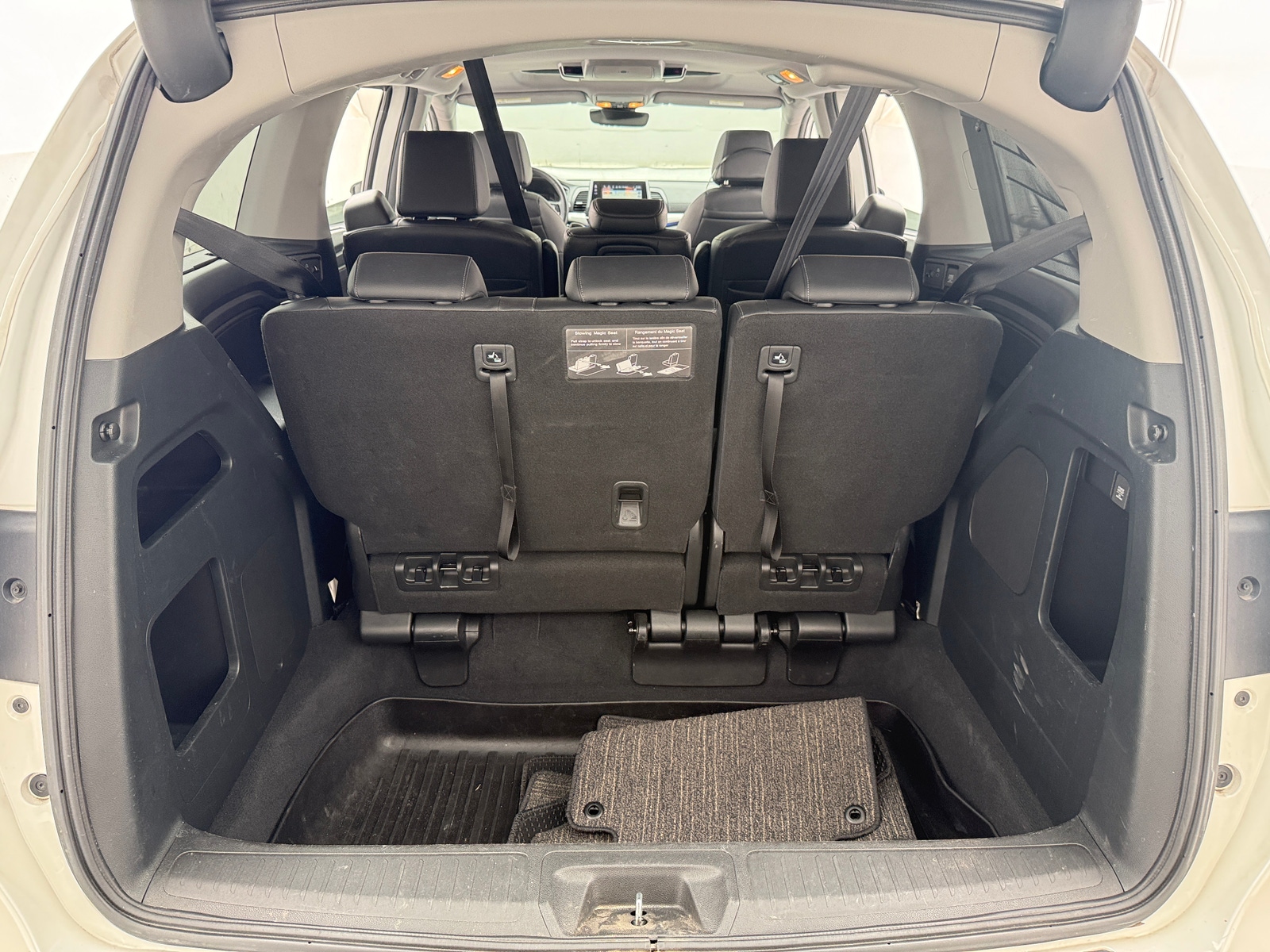 Thumbnail: 2023 Honda Odyssey - 6