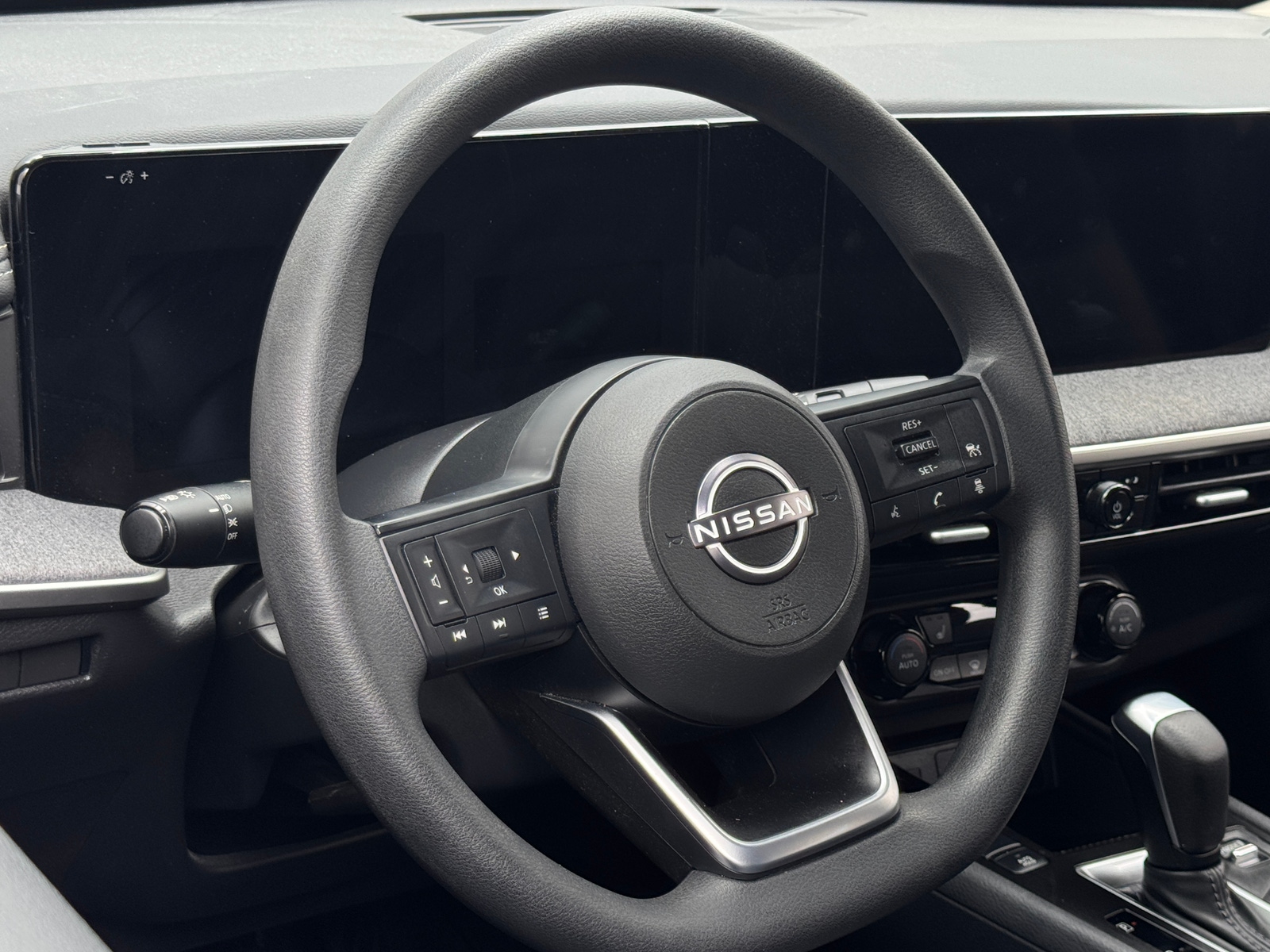 Thumbnail: 2026 Nissan Kicks - 5
