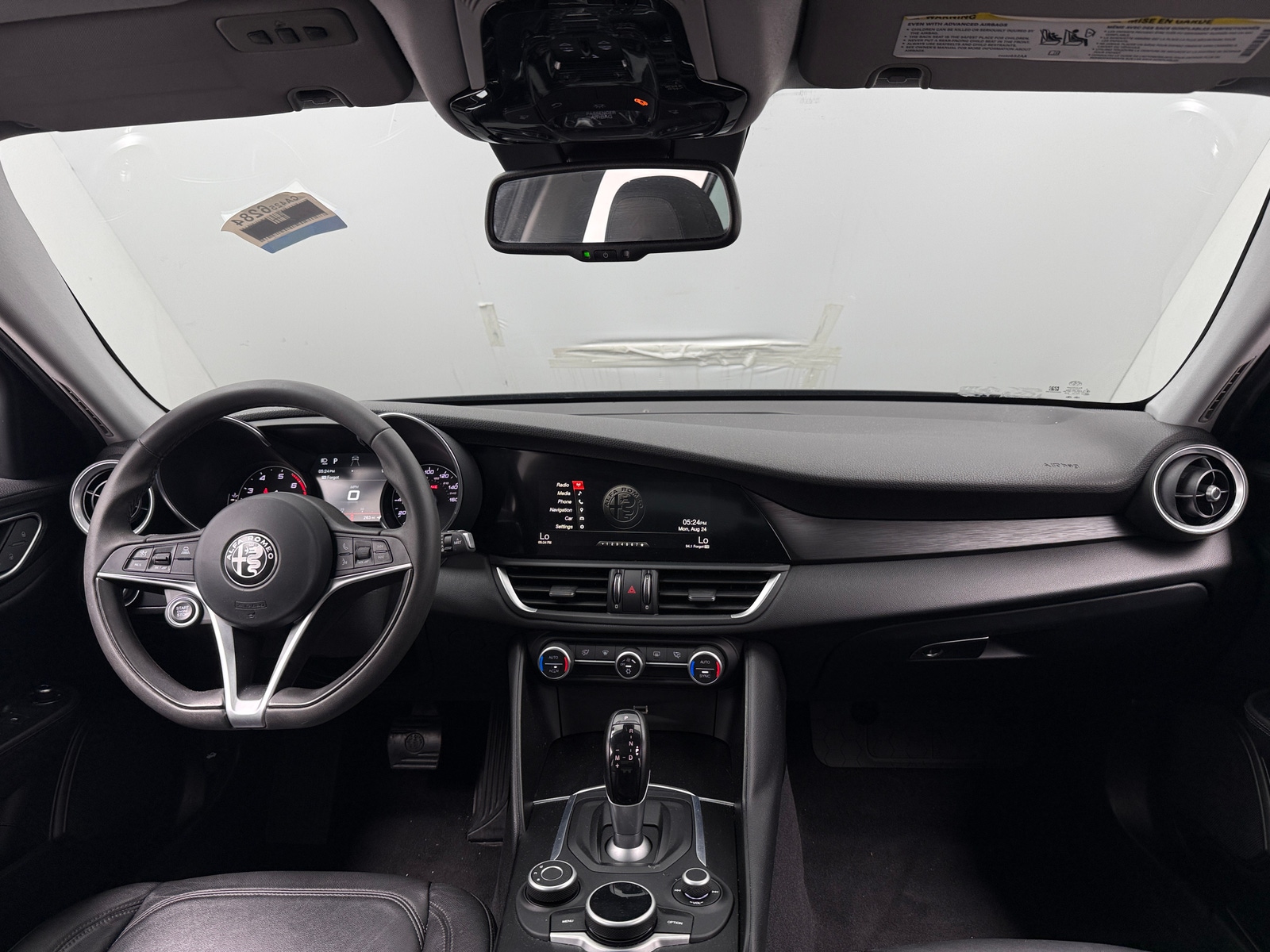 Thumbnail: 2017 Alfa Romeo Giulia - 2