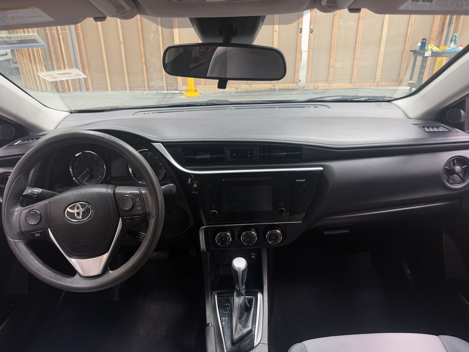 Thumbnail: 2017 Toyota Corolla - 3