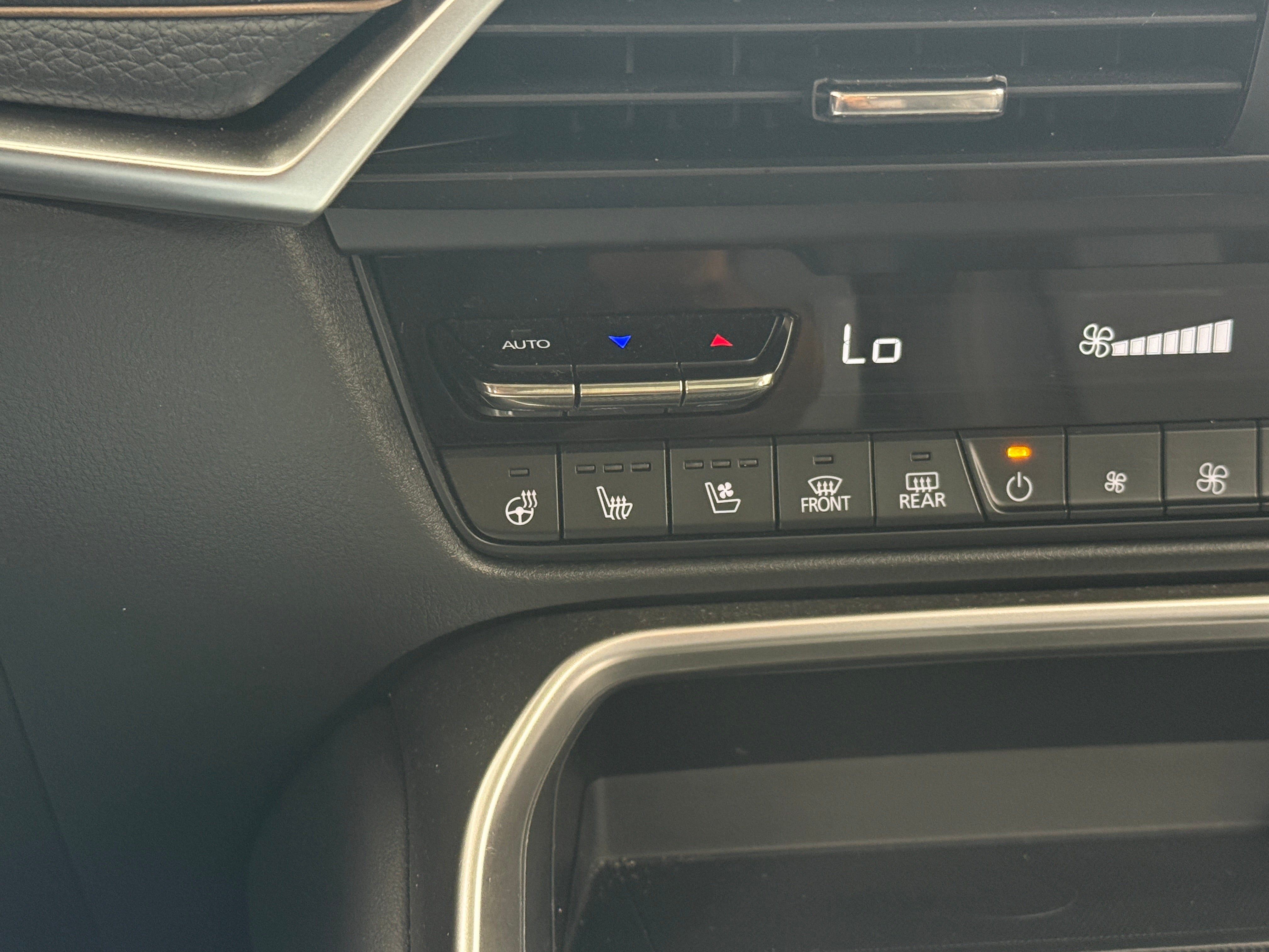 2026 Mazda CX-90 Premium Package - Photo 14