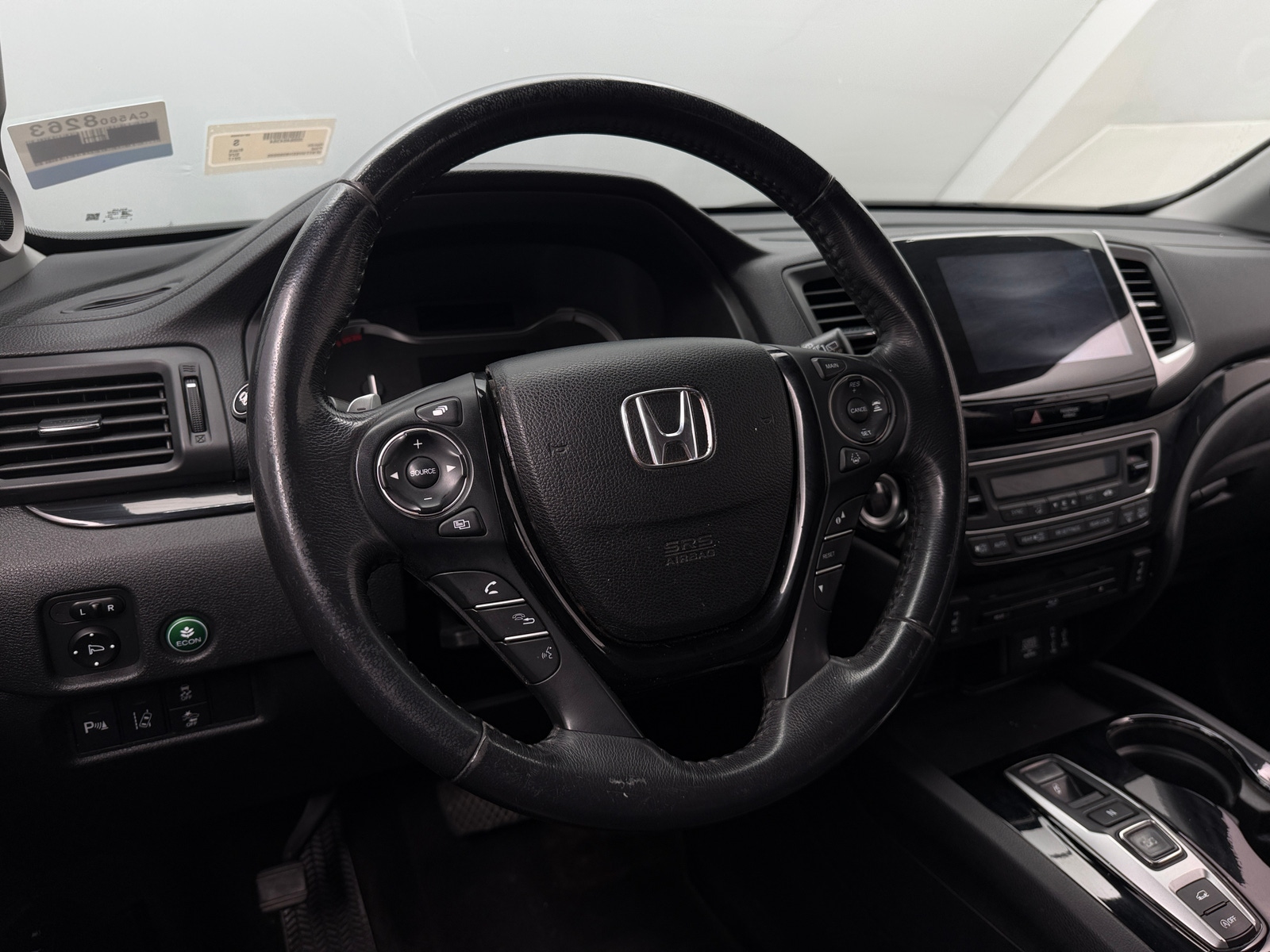 Thumbnail: 2017 Honda Pilot - 4