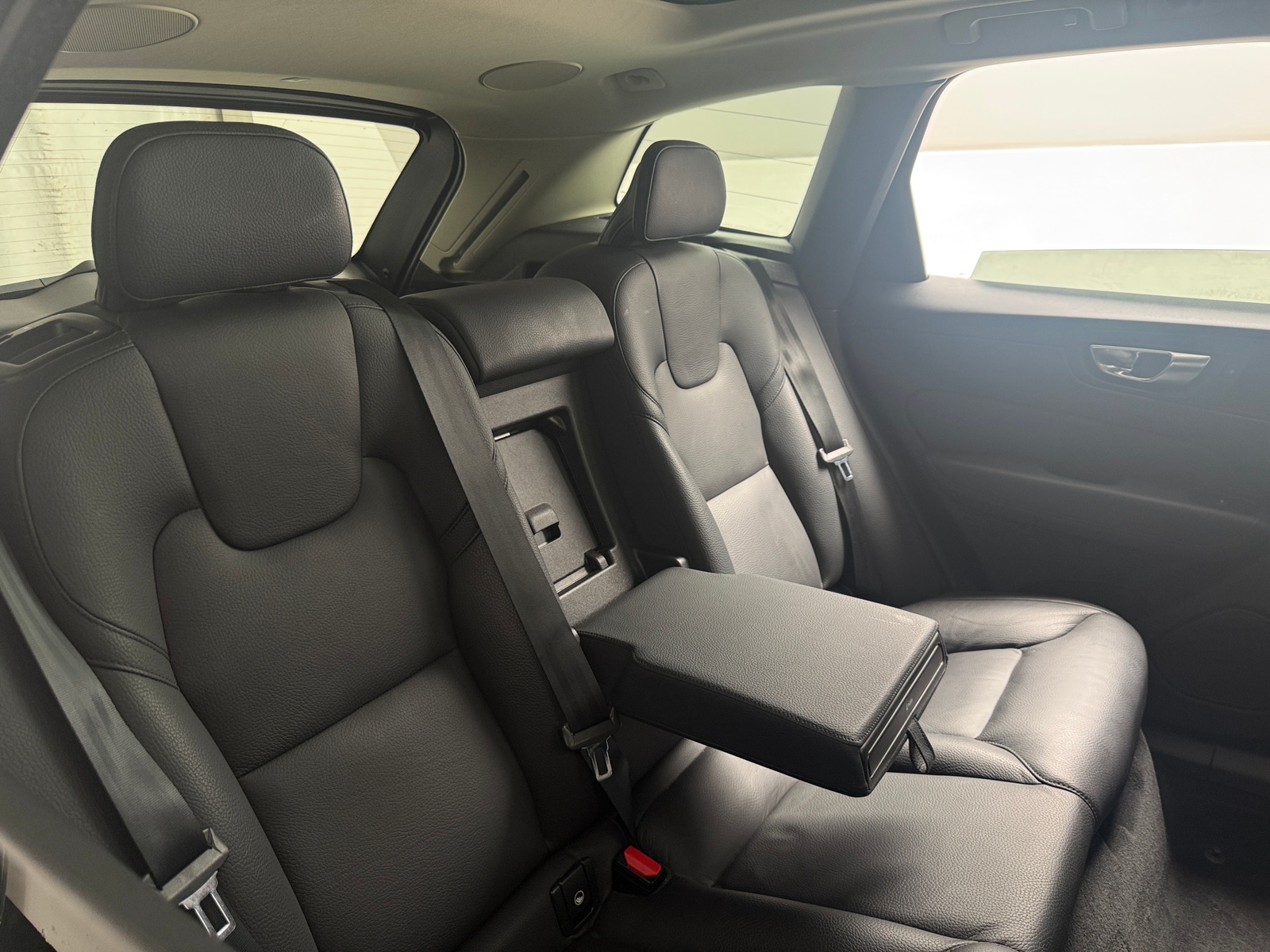 Thumbnail: 2024 Volvo XC60 - 5