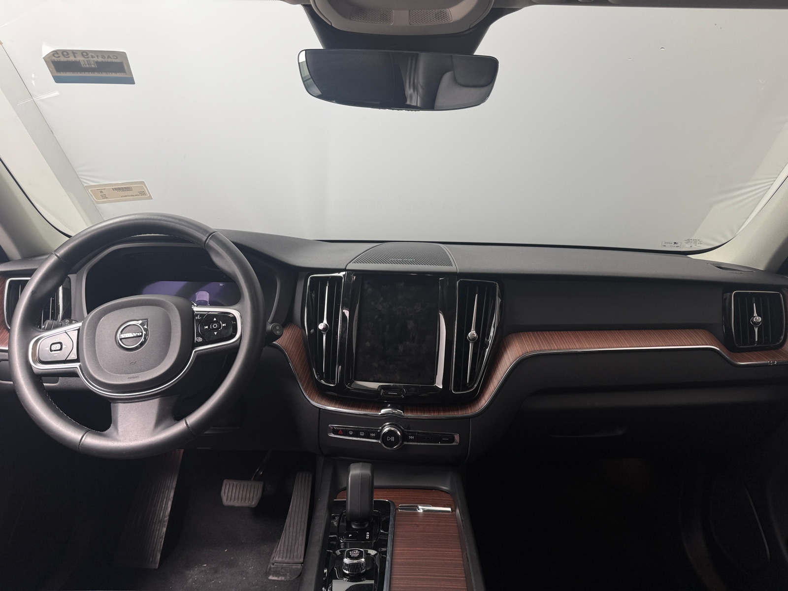 Thumbnail: 2024 Volvo XC60 - 2