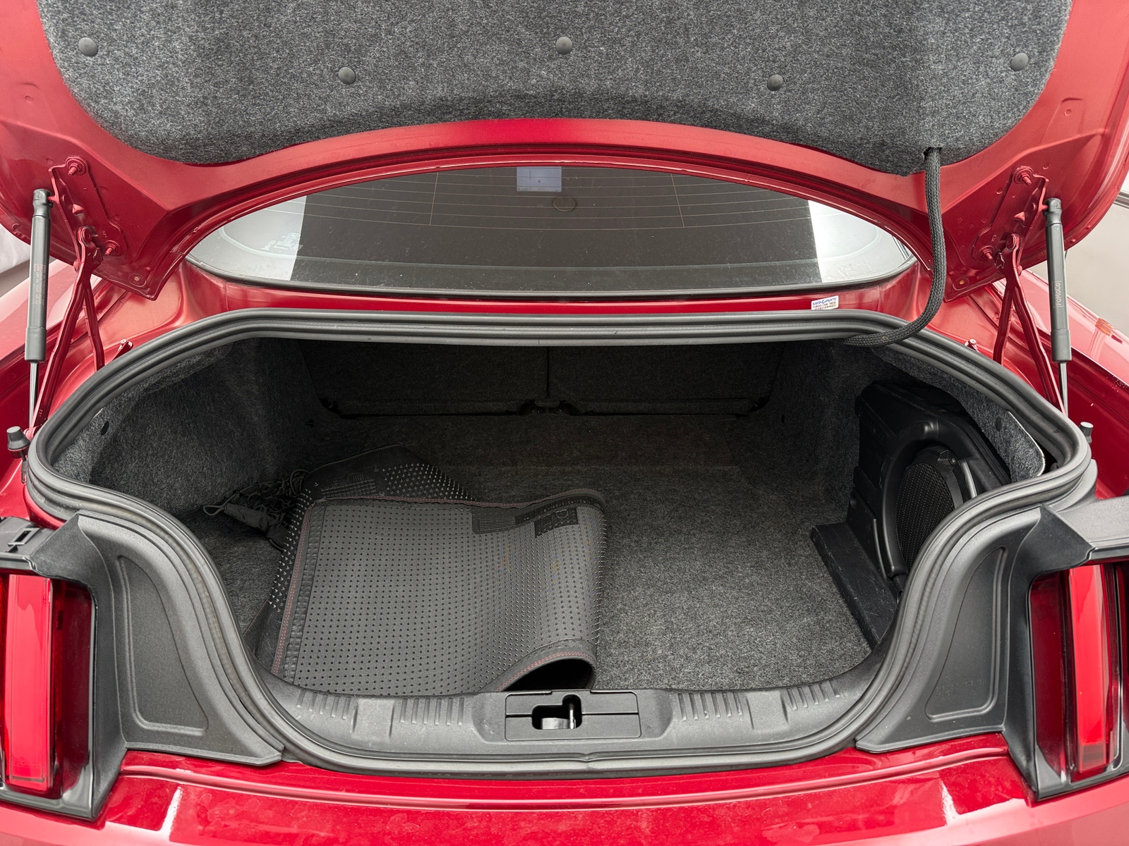 Thumbnail: 2016 Ford Mustang - 5