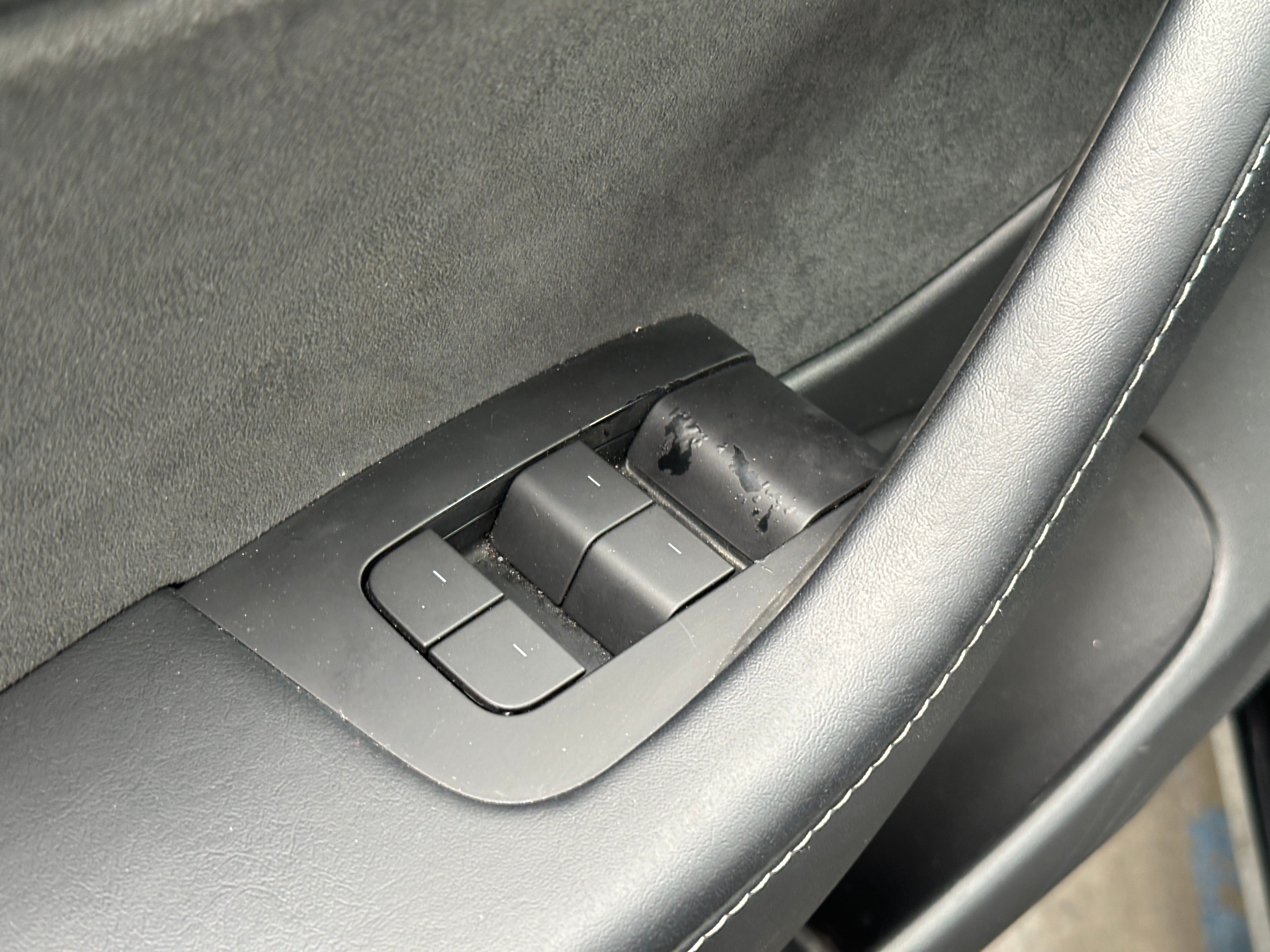 2022 Tesla Model 3 Long Range - Photo 22