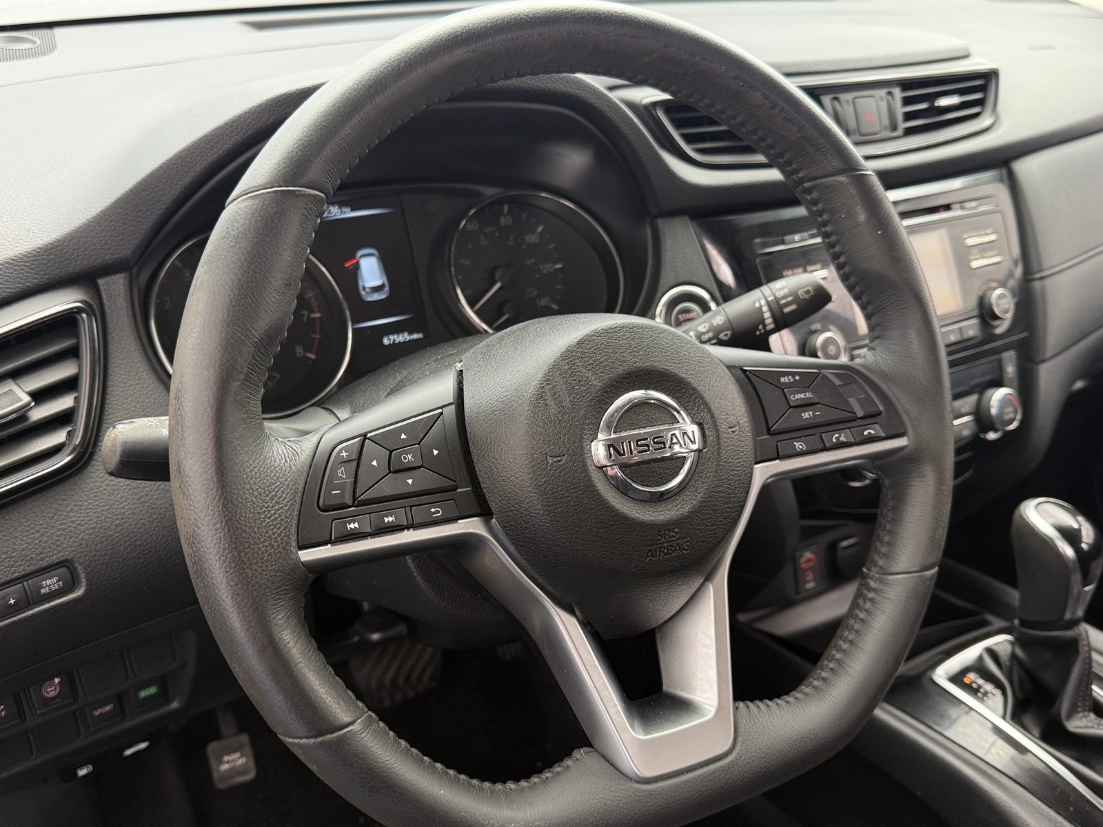 Thumbnail: 2017 Nissan Rogue - 5