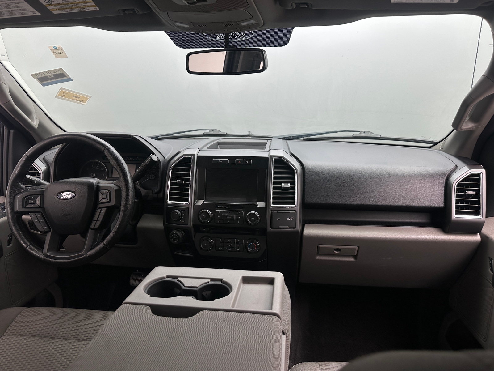 Thumbnail: 2016 Ford Econoline - 3