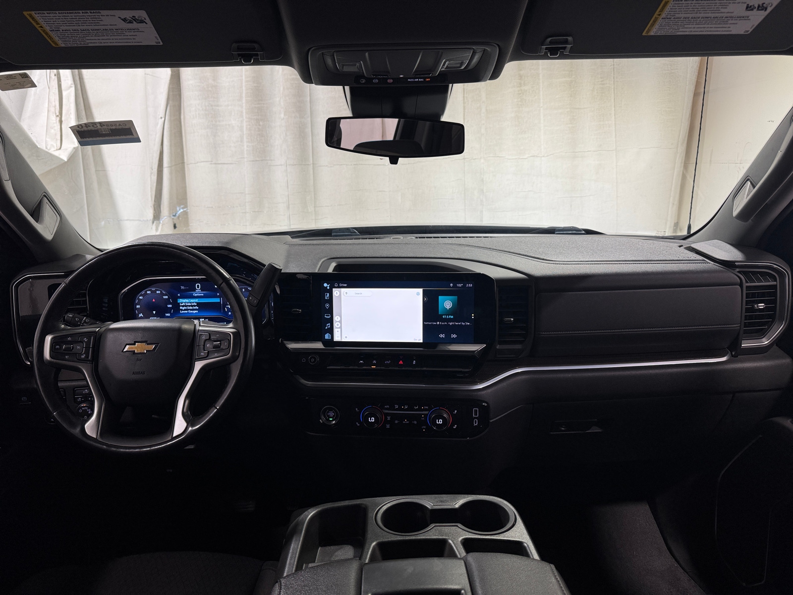 Thumbnail: 2022 Chevrolet Silverado 1500 - 3