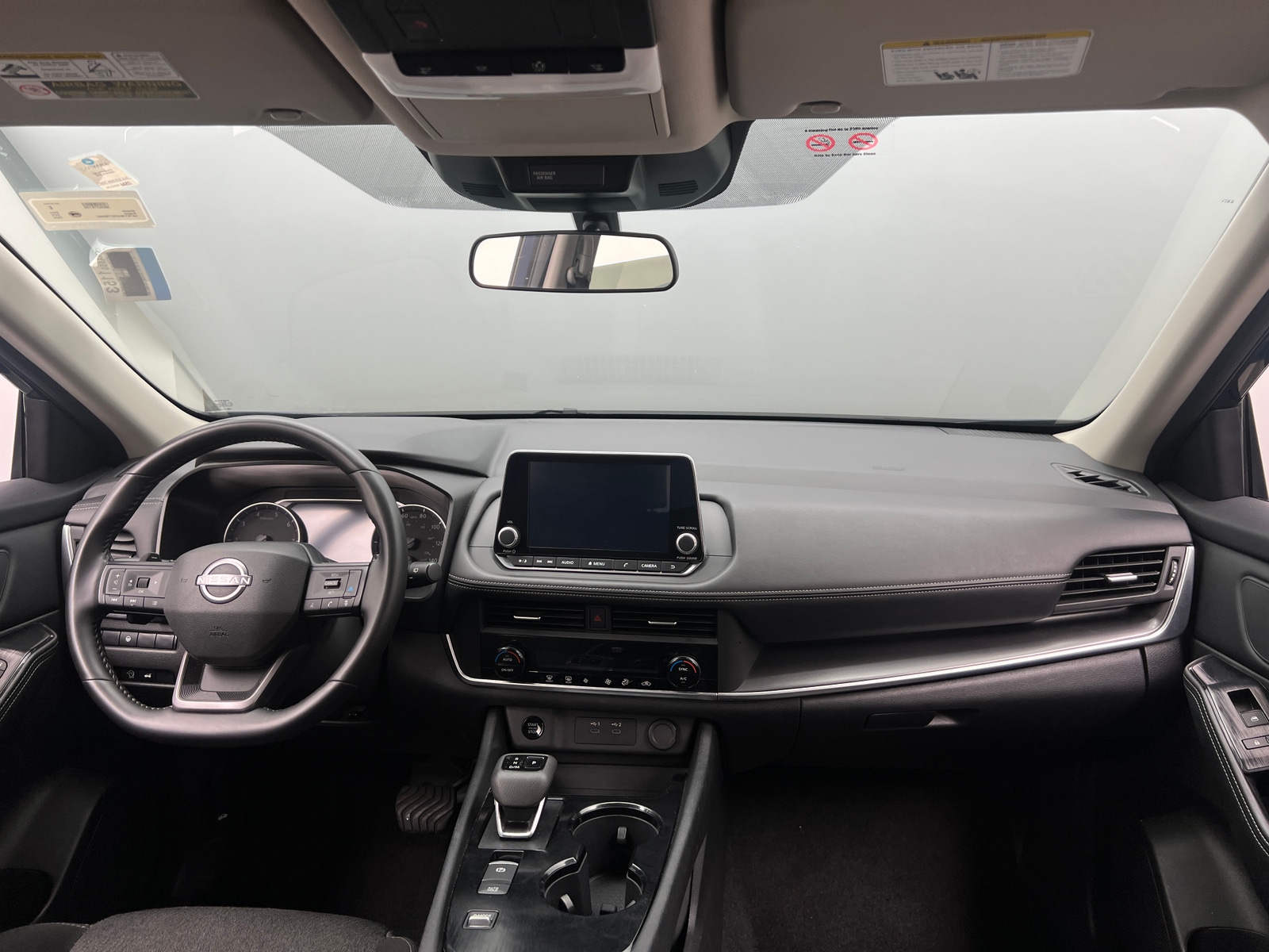 Thumbnail: 2025 Nissan Rogue - 3