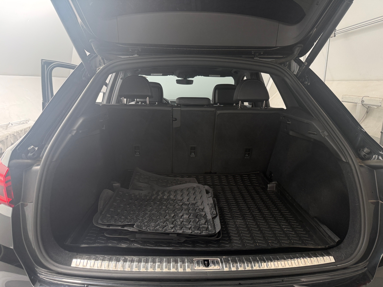 Thumbnail: 2022 Audi Q3 - 6