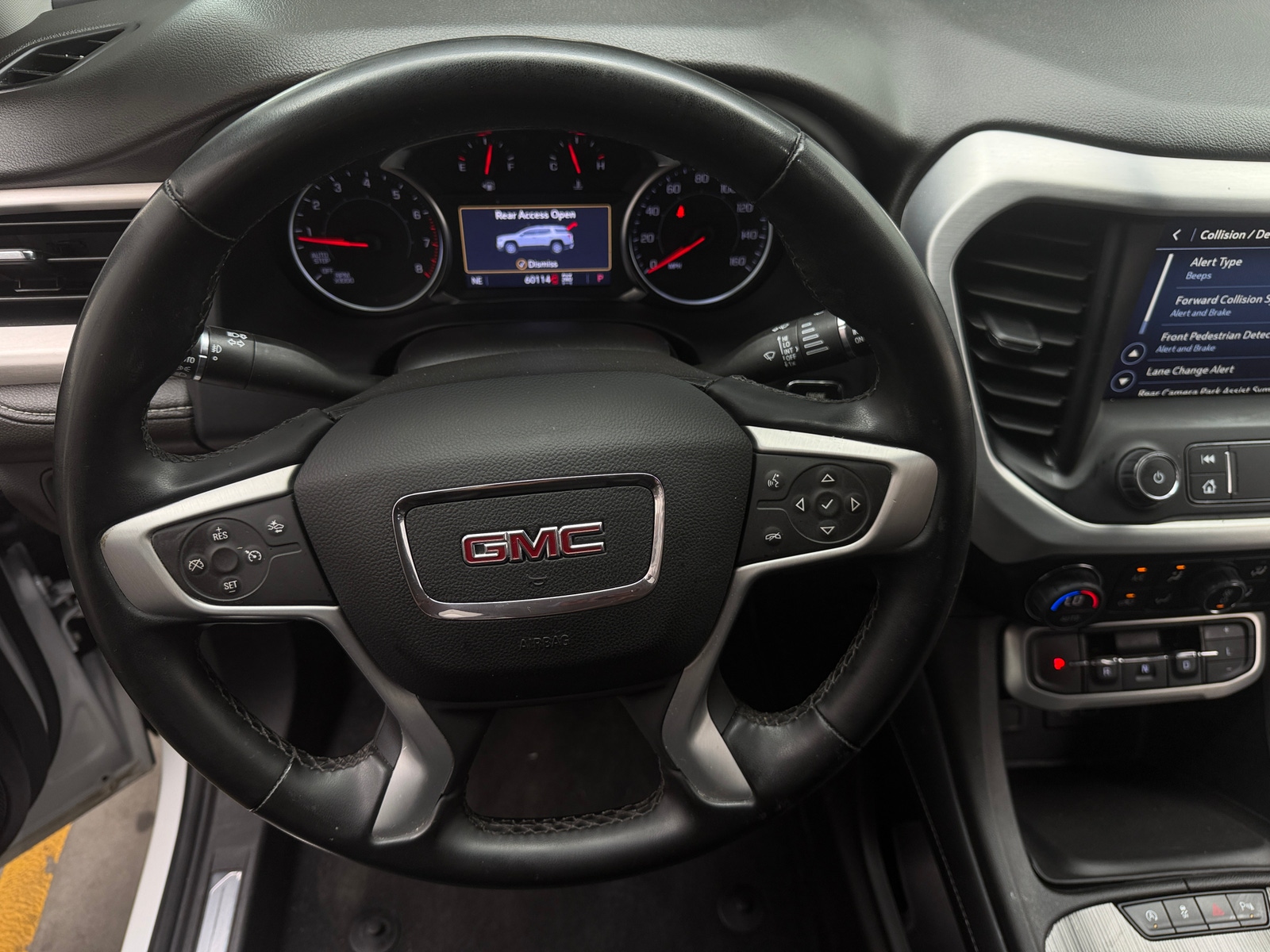 Thumbnail: 2023 GMC Acadia - 4