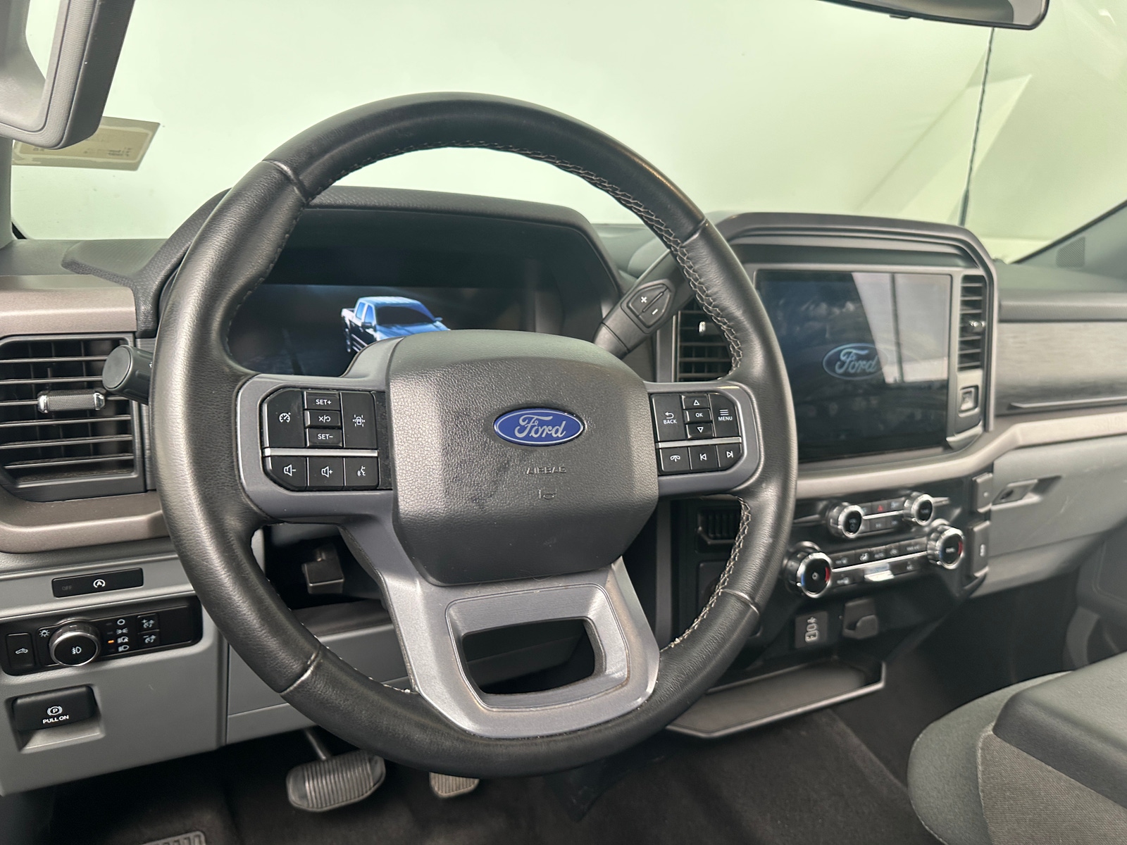 Thumbnail: 2025 Ford Econoline - 5