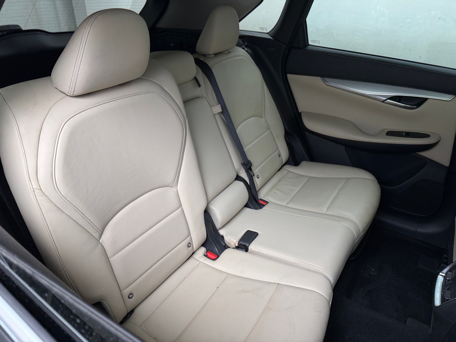 Thumbnail: 2019 INFINITI QX50 - 5