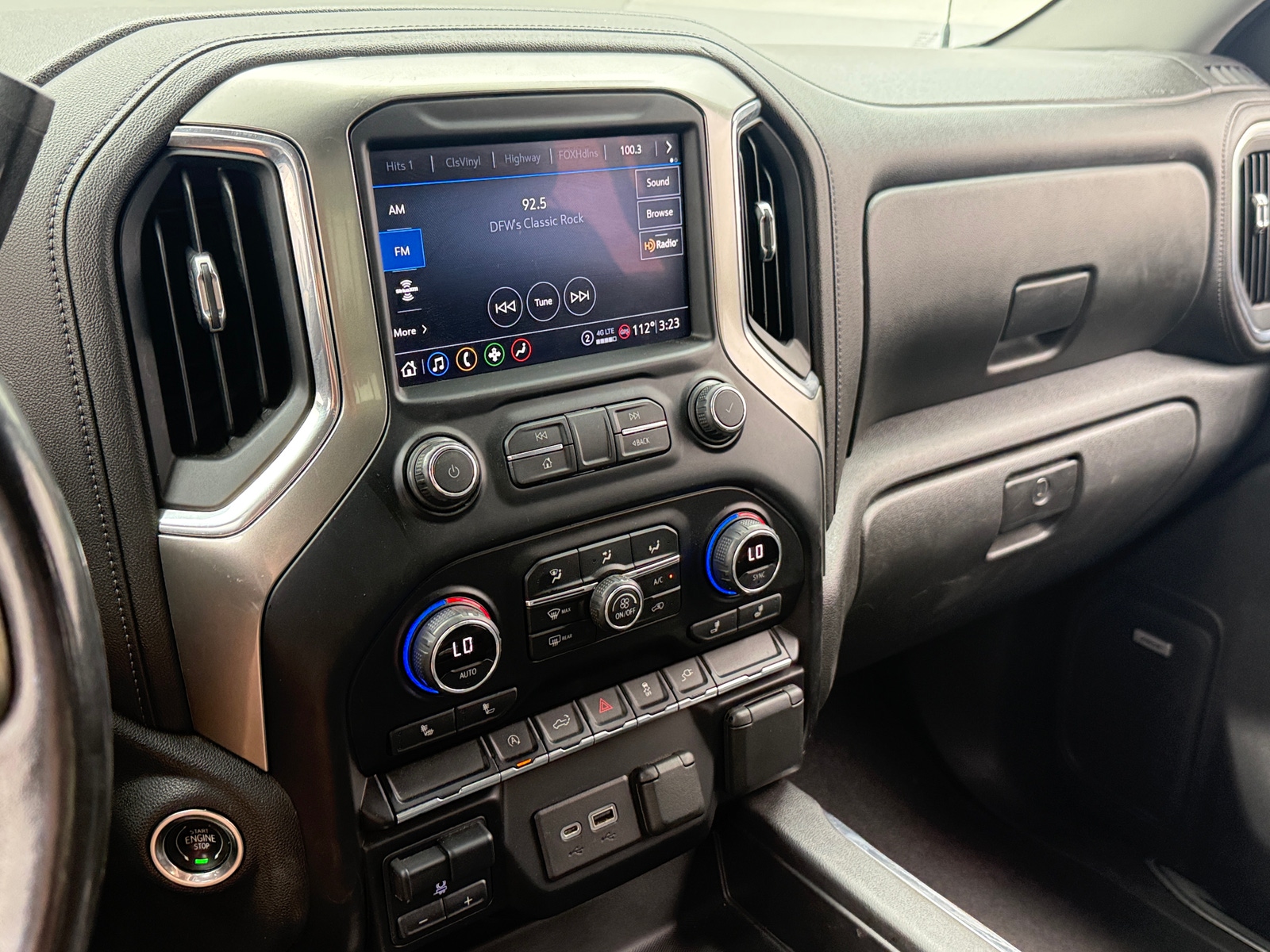 Thumbnail: 2021 Chevrolet Silverado 1500 - 4