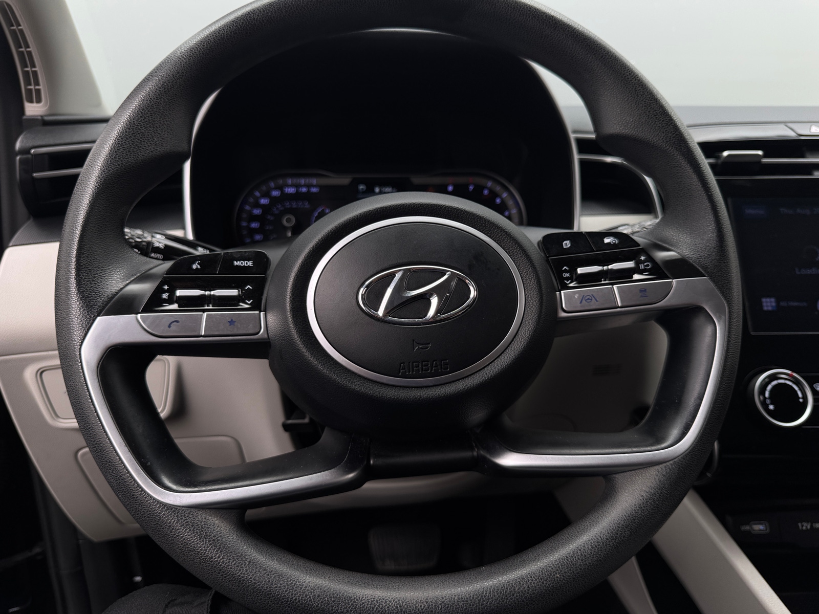 Thumbnail: 2022 Hyundai Tucson - 5