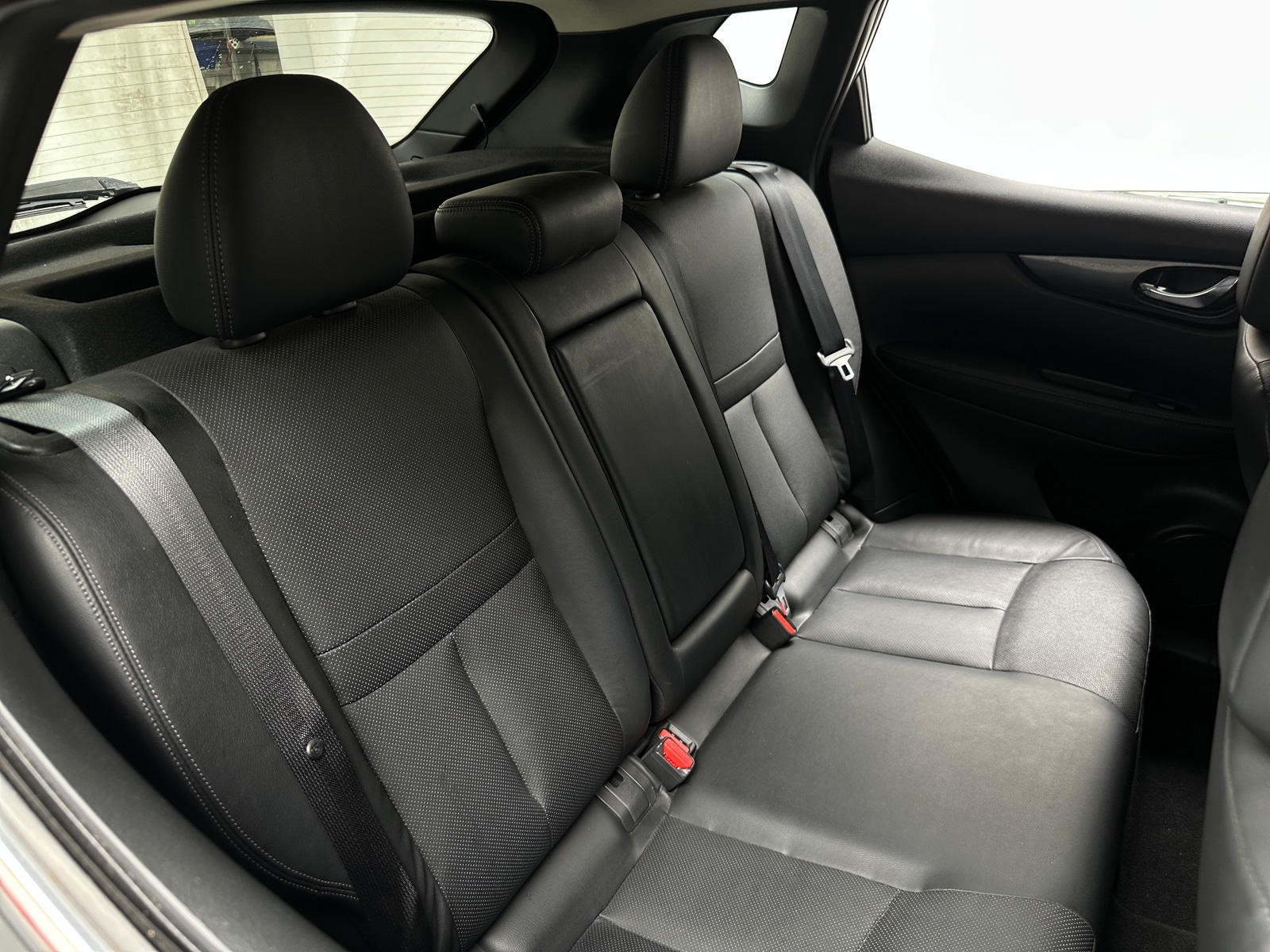 Thumbnail: 2017 Nissan Rogue Sport - 5