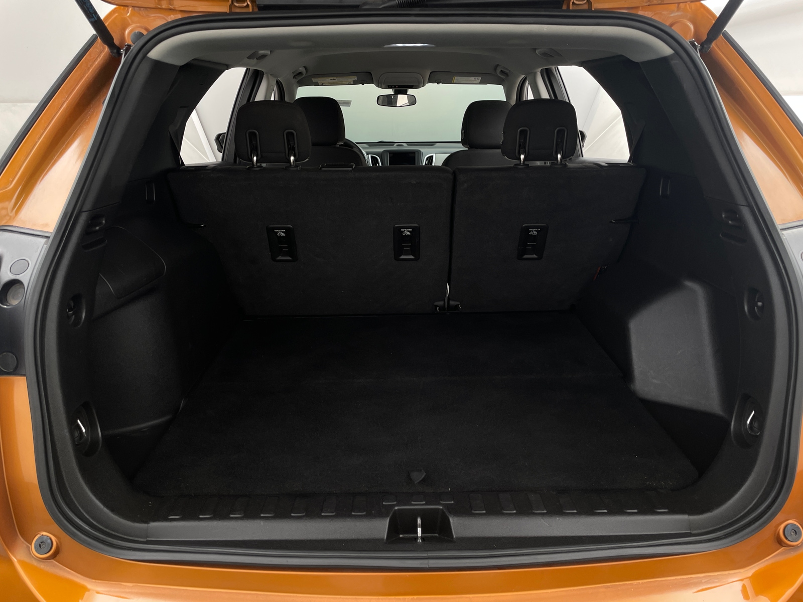 Thumbnail: 2019 Chevrolet Equinox - 7